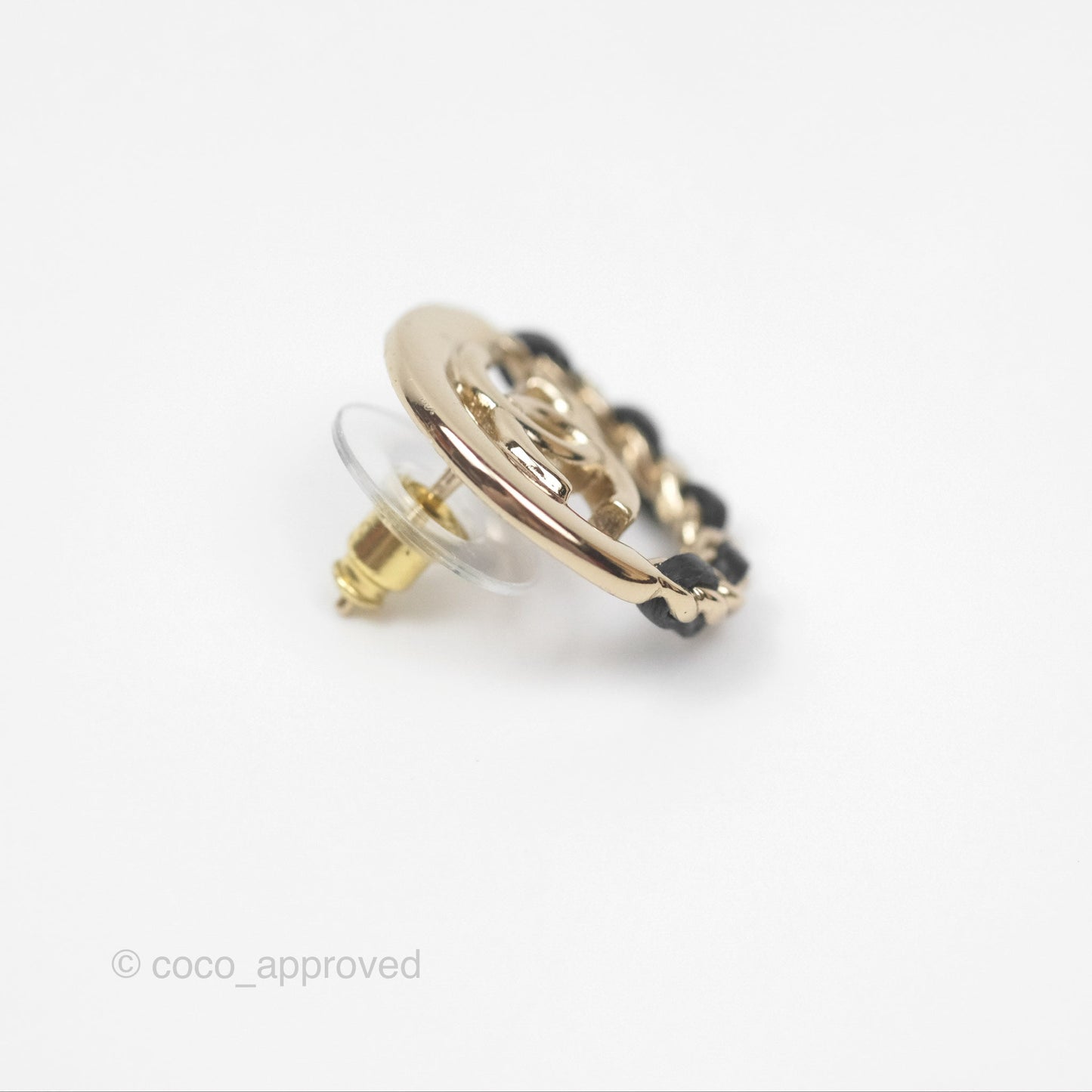 Chanel CC Woven Chain Black Round Earrings Gold Tone 24V