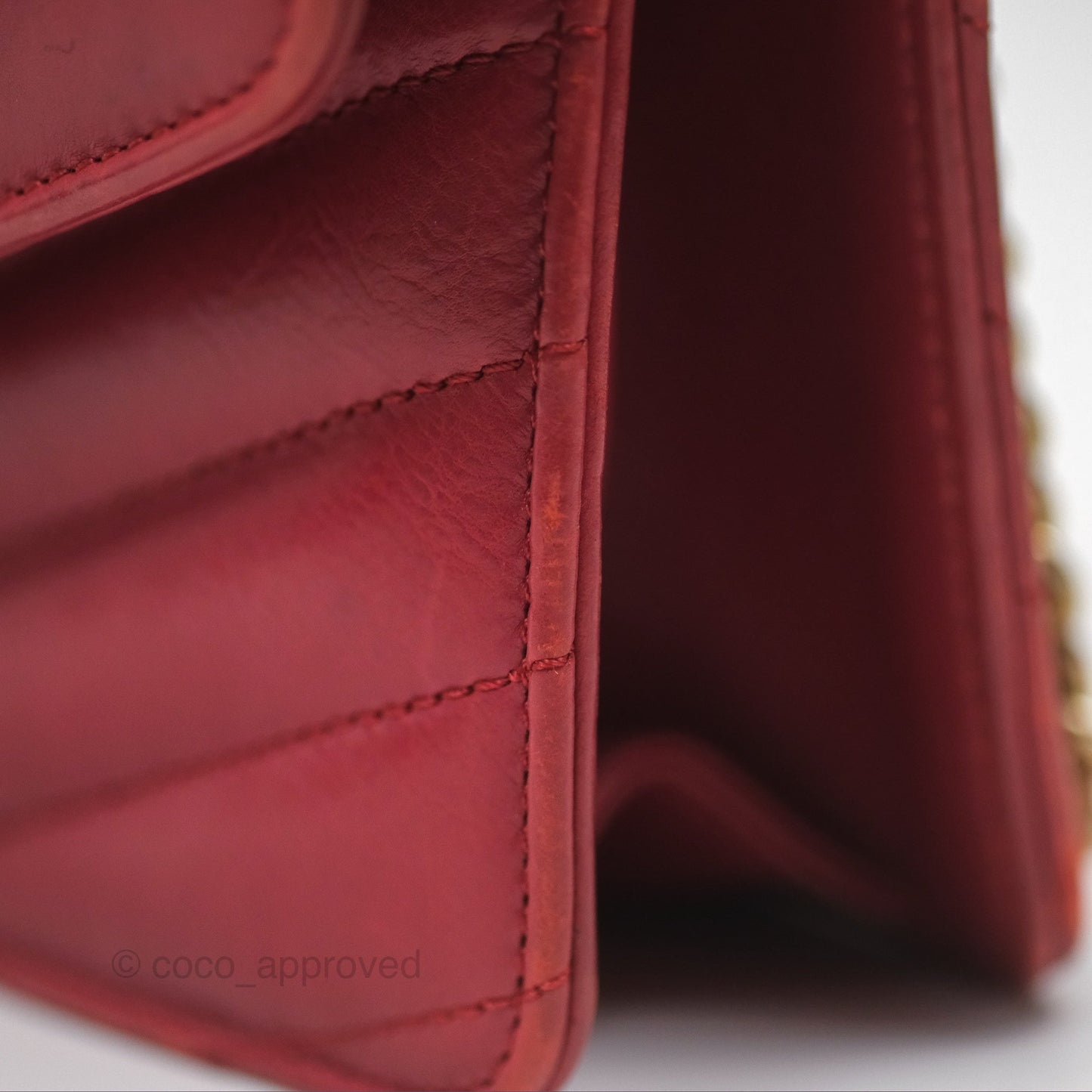 Chanel Chevron Shoulder Bag Red Calfskin Aged Gold Hardware