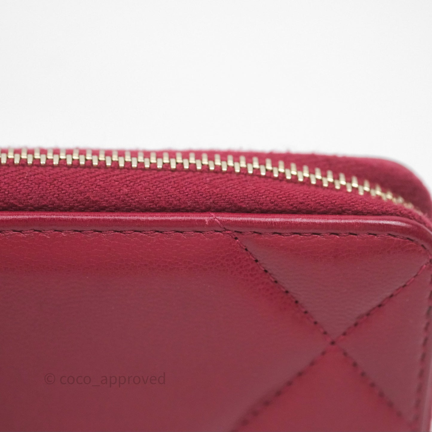 Chanel 19 Zip Card Holder Pink Lambskin Gold Hardware