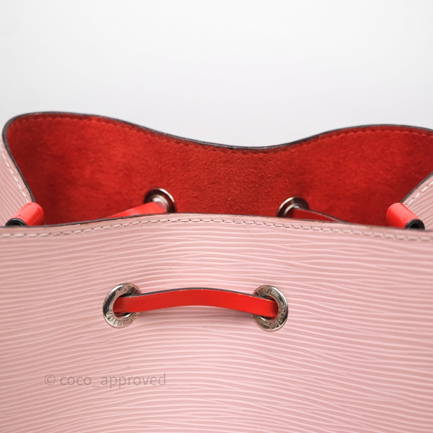 Louis Vuitton Neonoe MM Pink Epi