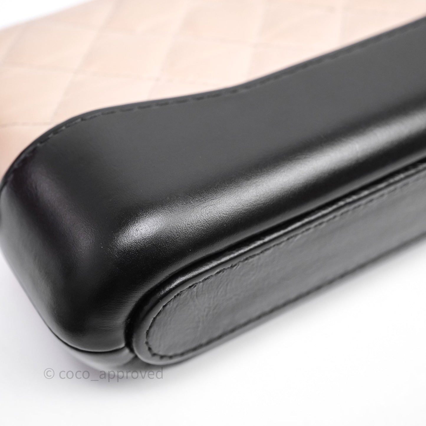 Chanel Gabrielle Clutch With Chain Aged Calfskin Black Beige Mixed Hardware