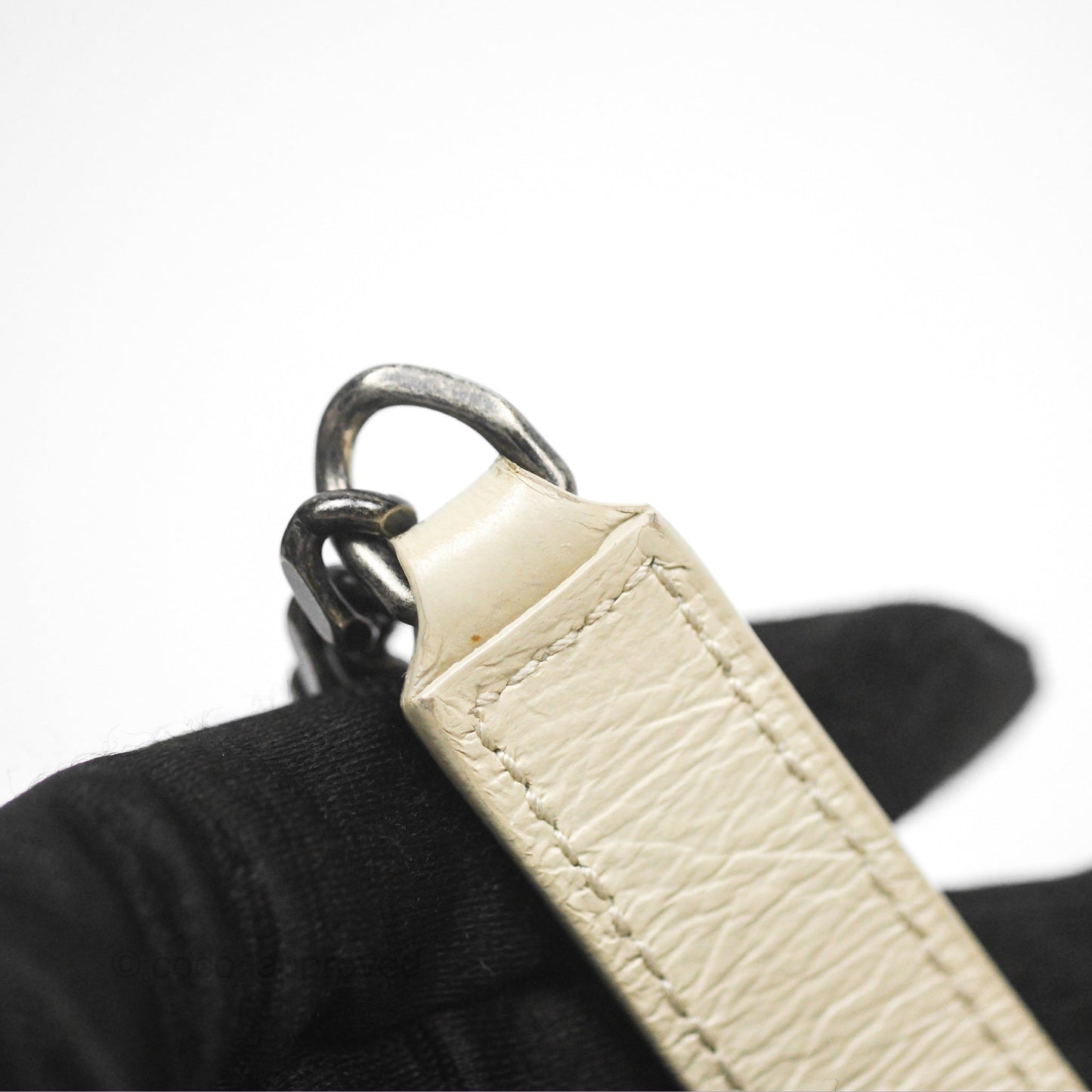 Saint Laurent Niki Baby Chain Bag Blanc Vintage Calfskin Brushed Palladium Hardware