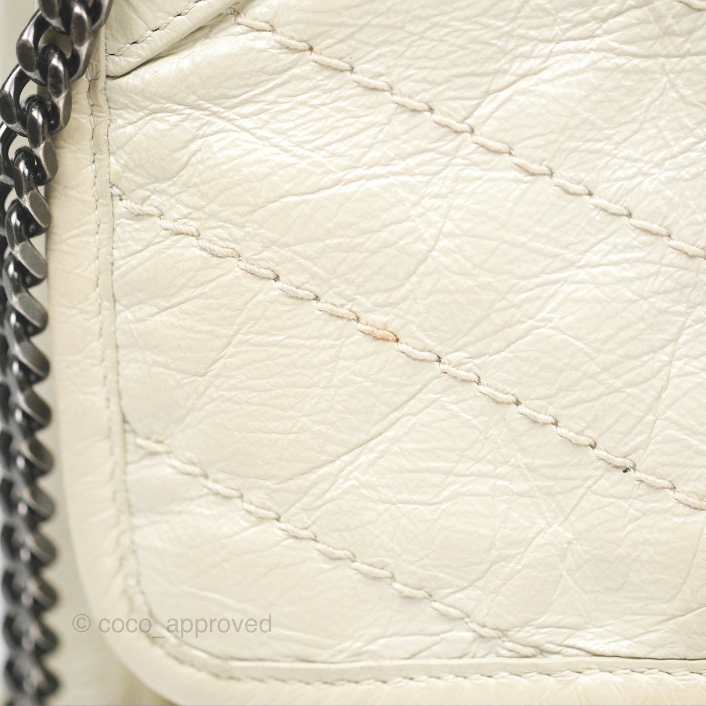 Saint Laurent Niki Baby Chain Bag Blanc Vintage Calfskin Brushed Palladium Hardware