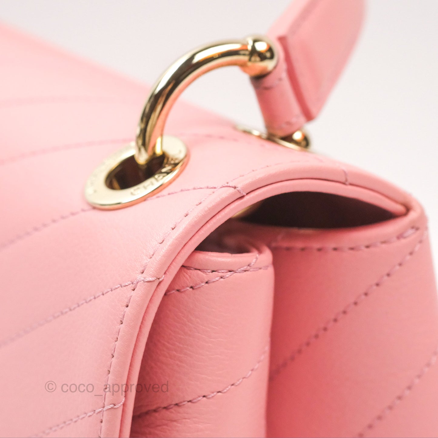 Chanel Small Chevron Chic Top Handle Flap Pink Grained Calfskin Gold Hardware