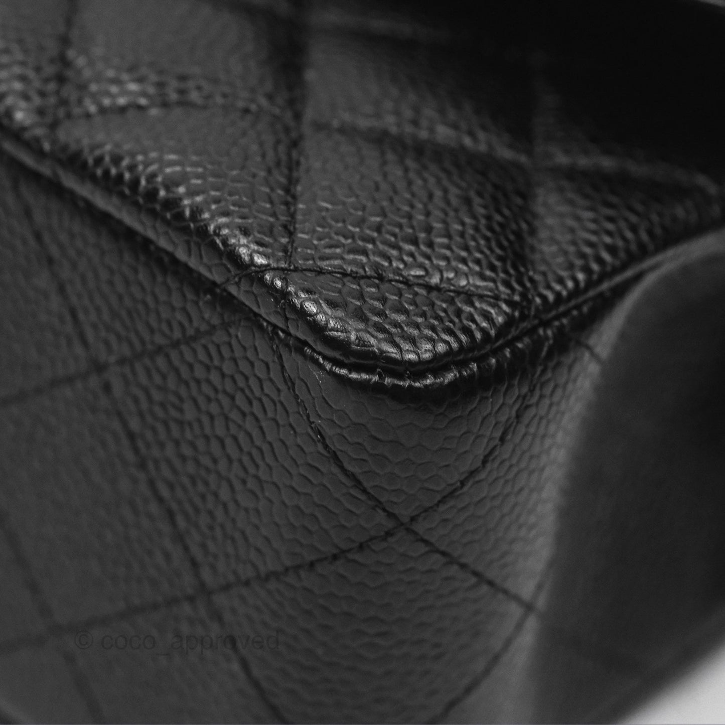 Chanel Classic M/L Medium Flap Quilted Black Caviar Gold Hardware
