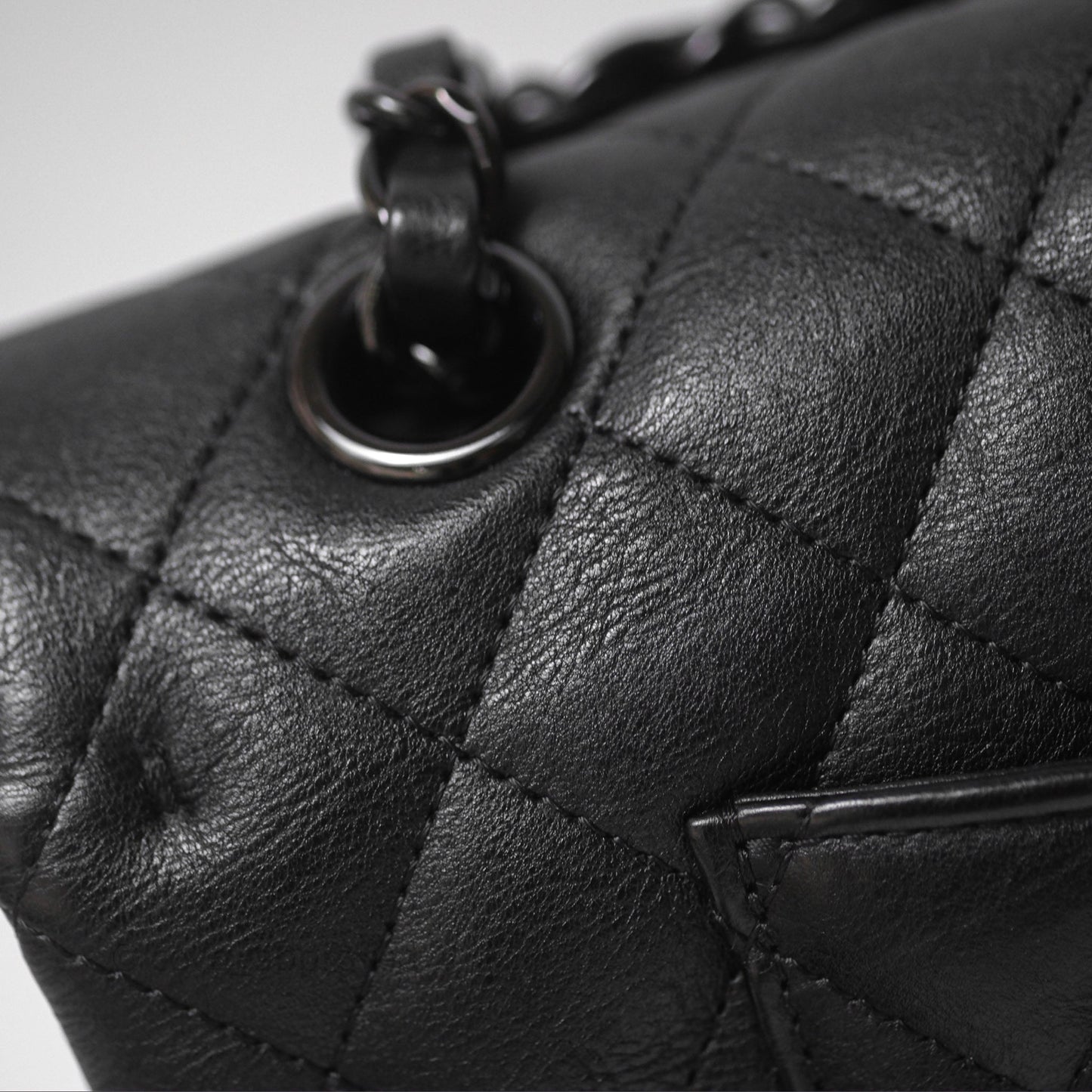 Chanel Classic Quilted M/L Medium Double Flap So Black Calfskin
