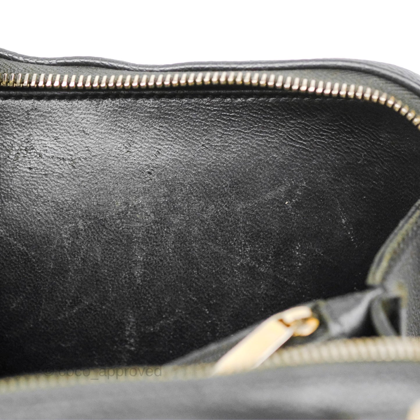 Chanel Quilted Medium CC Filigree Vanity Case Black Caviar Gold Hardware