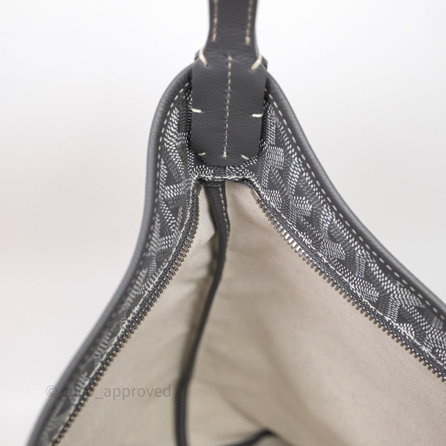 Goyard Bohème Hobo Bag Grey Goyardine Canvas