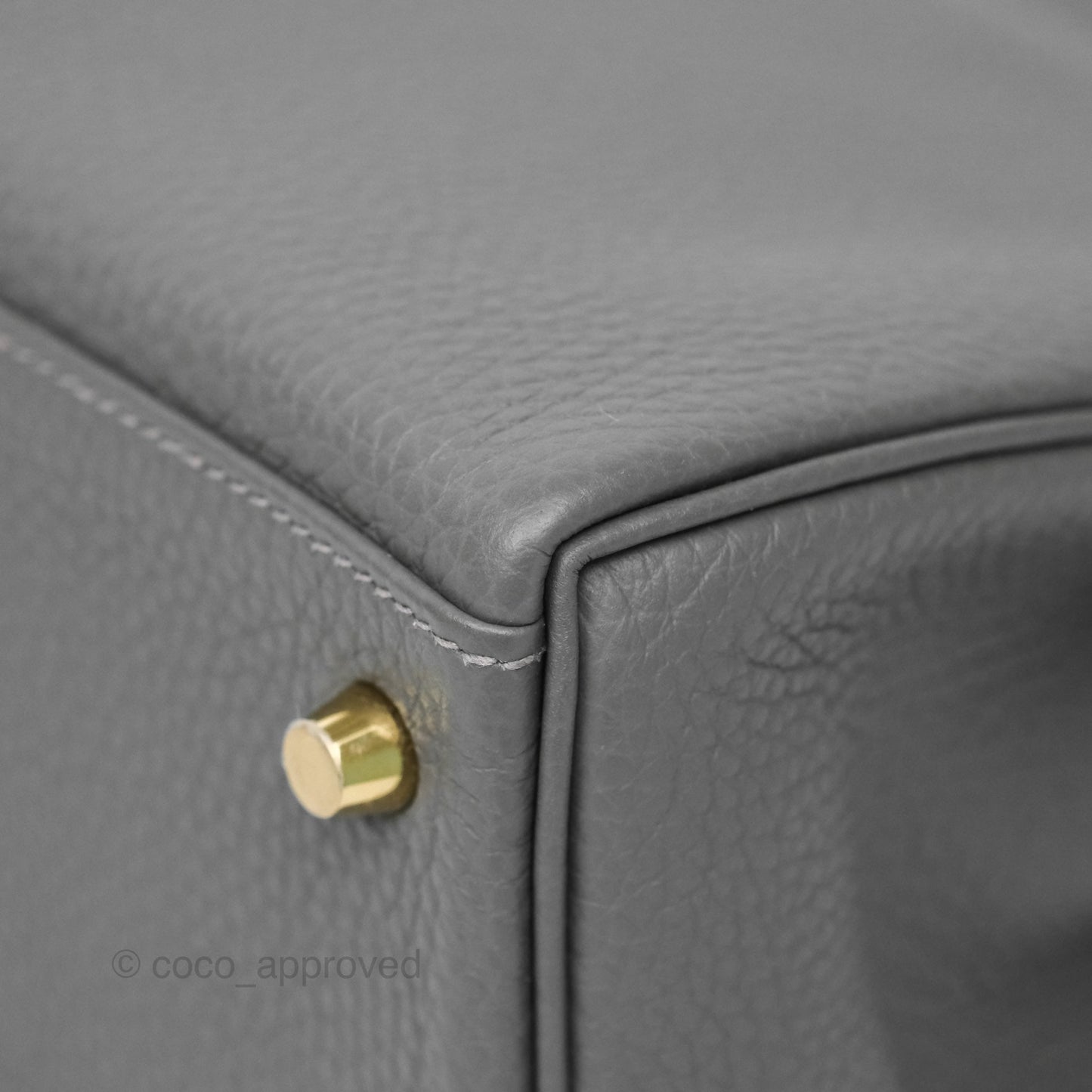 Hermès Kelly 28 Retourne Gris Meyer 0L Clemence Gold Hardware
