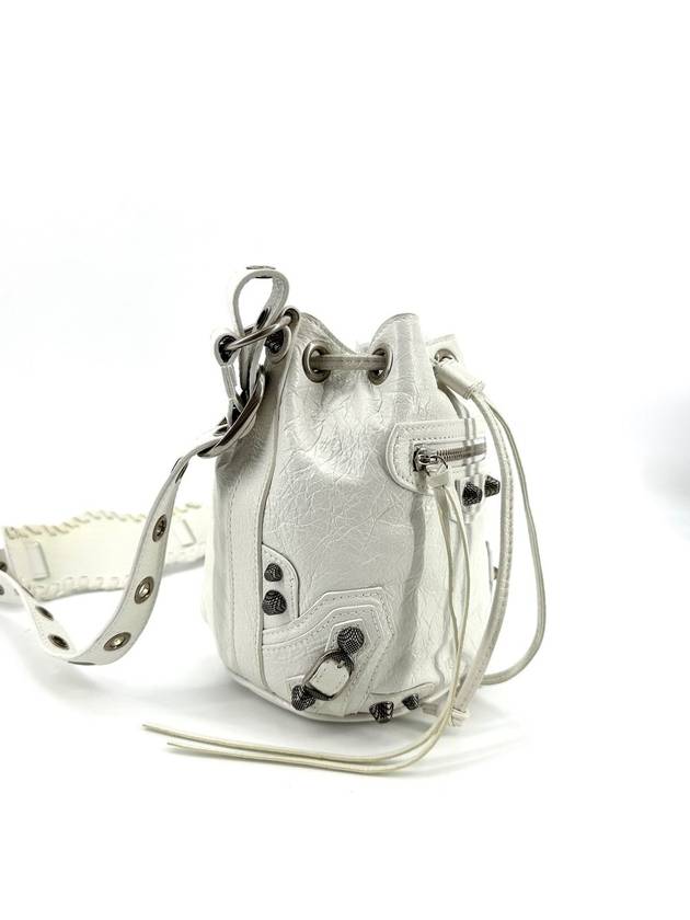 Luxury Balenciaga Lecagol bucket bag xs cross 702431