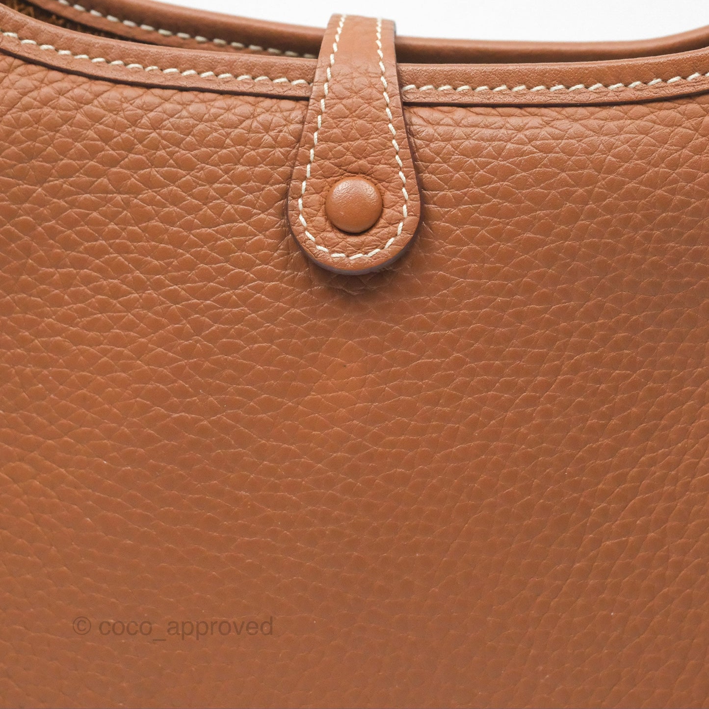 Hermès Mini Evelyne 16 Gold Clemence Gold Hardware
