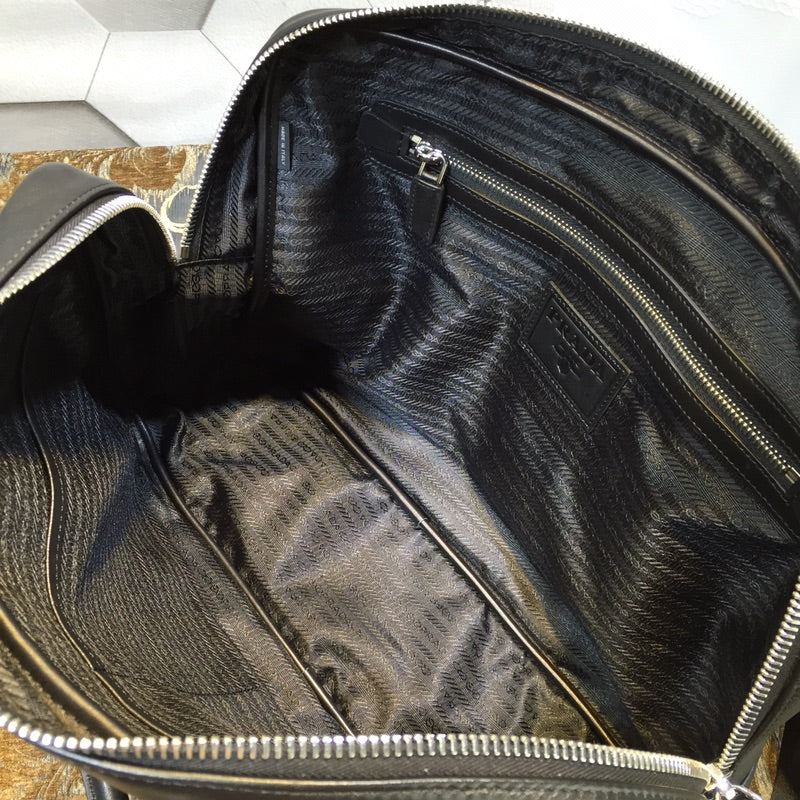 Luxury PradaBRIEFCASE 38 IN BLACK SMOOTH LAMBSKIN