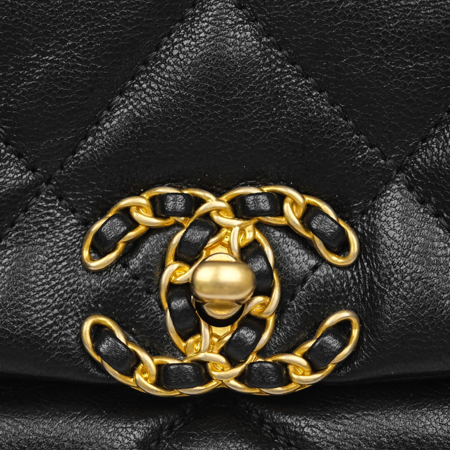 Chanel 19 Waist Bag Black Goatskin Mixed Hardware