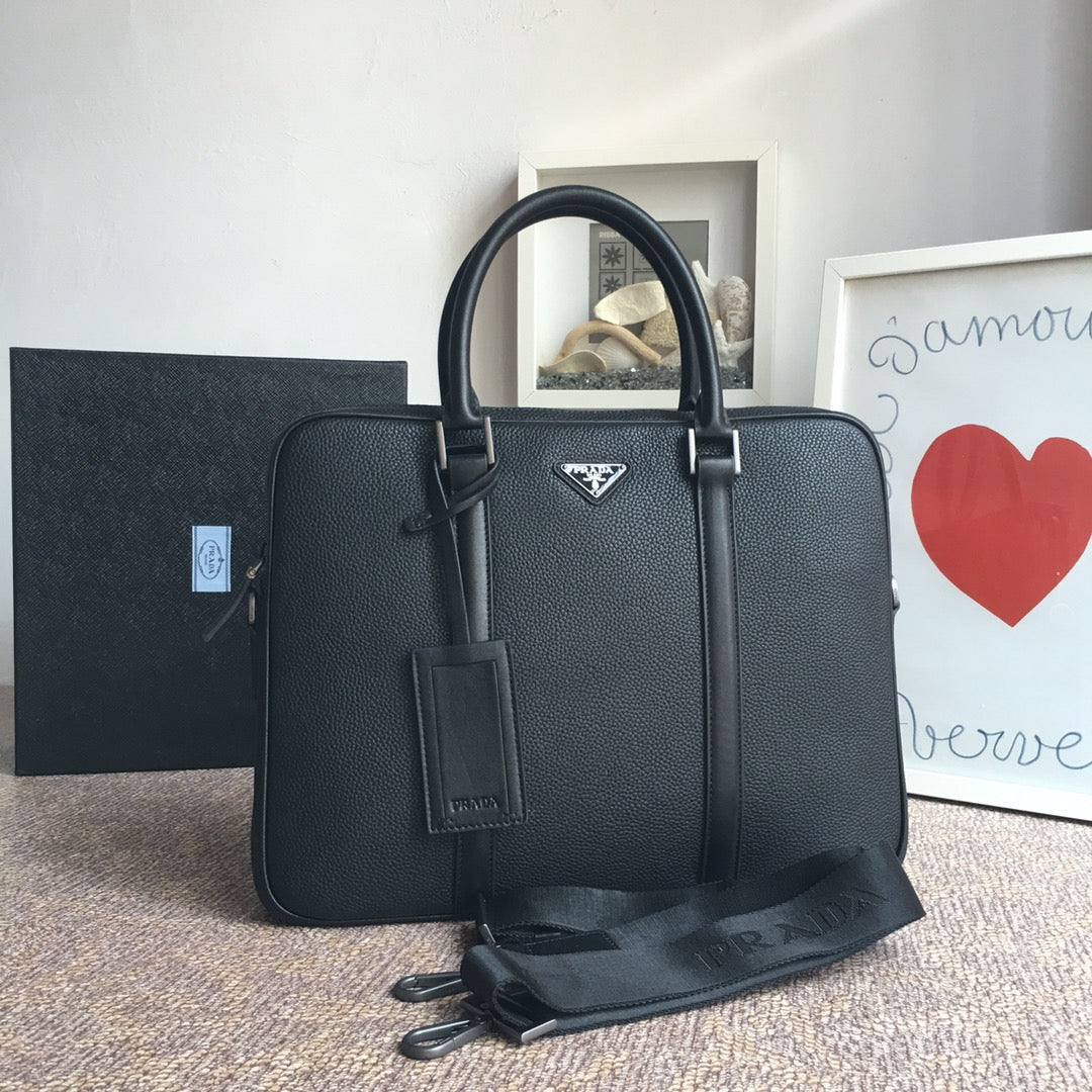 Luxury PradaWORK BAG 36 IN BLACK GRAINED CALFSKIN