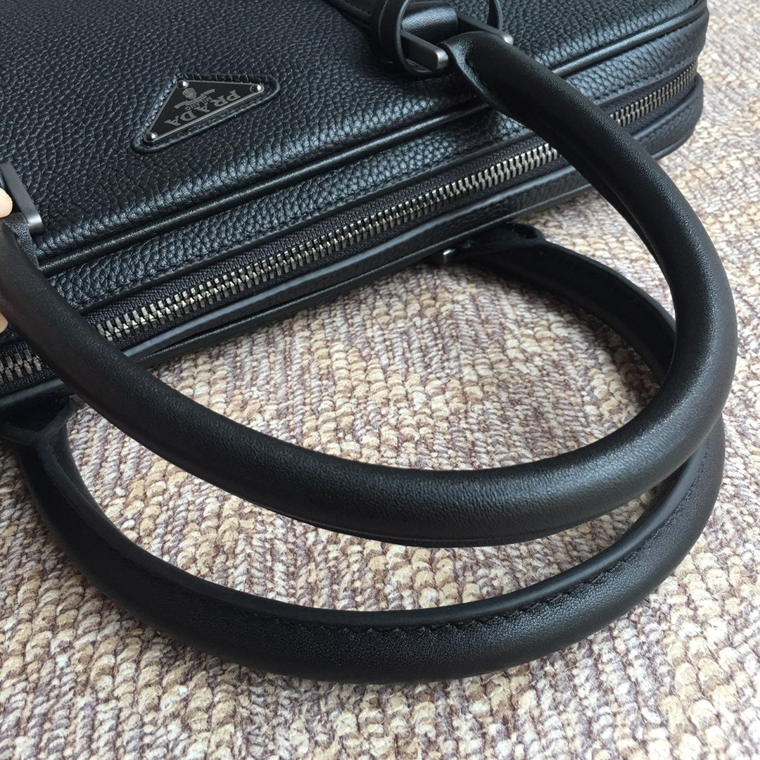 Luxury PradaWORK BAG 36 IN BLACK GRAINED CALFSKIN