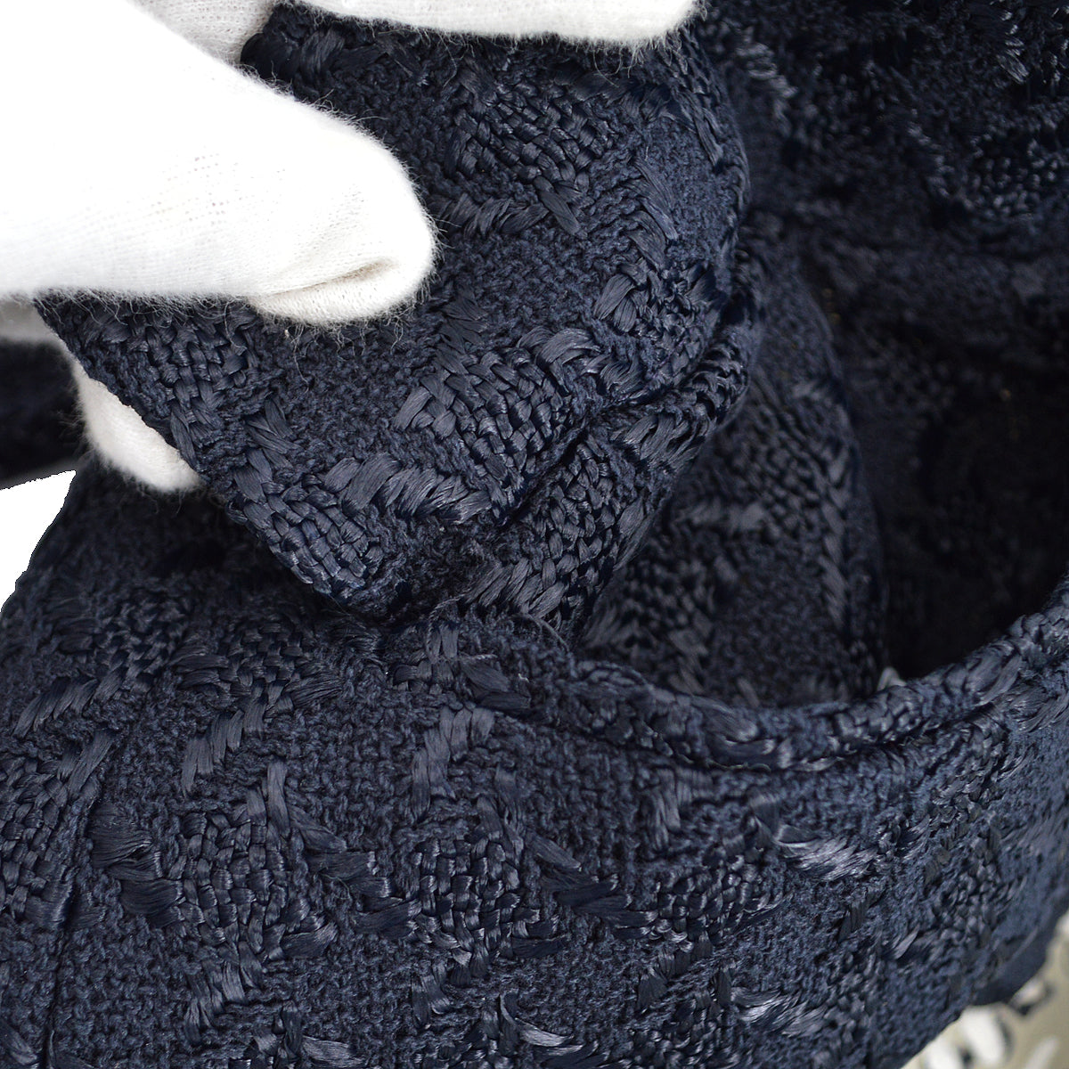 Chanel Spring 1993 boucle jacket #40