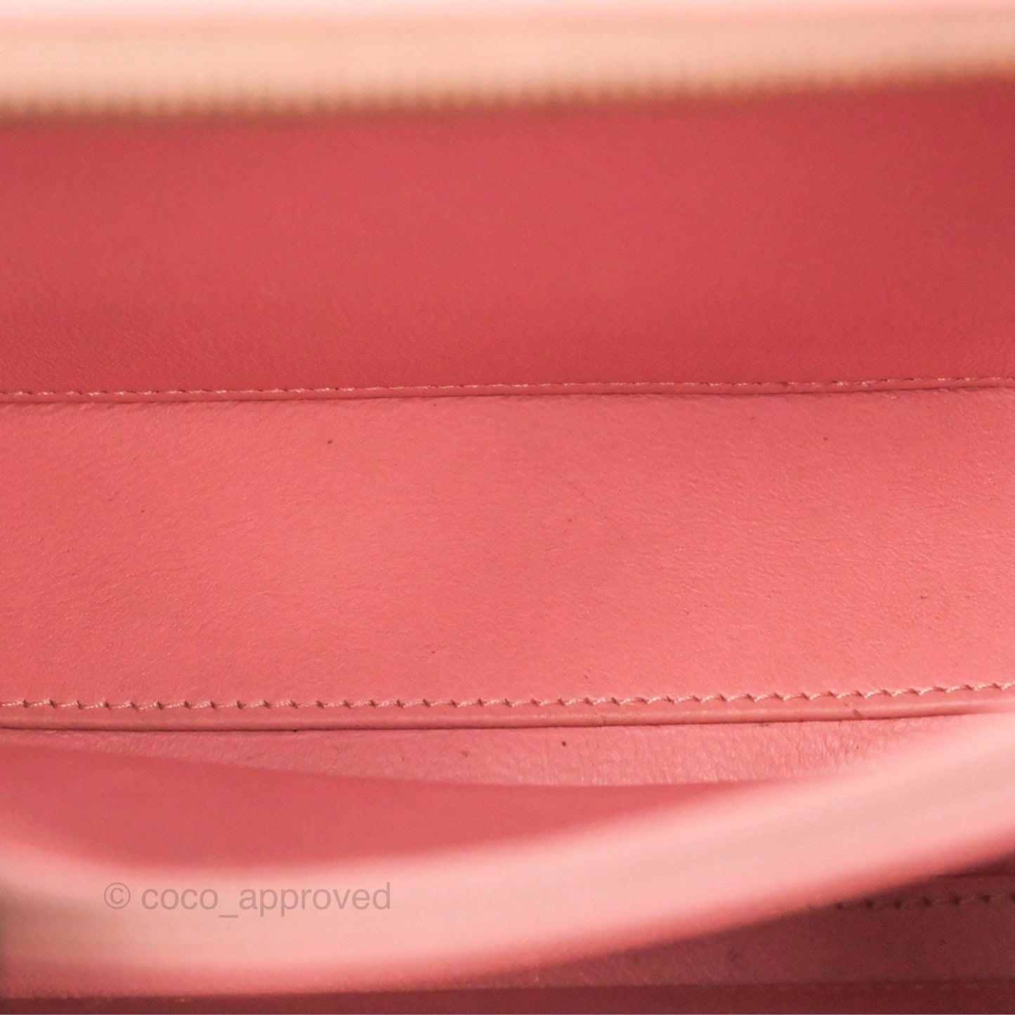 Chanel Quilted Medium CC Filigree Vanity Case Pink Caviar Gold Hardware