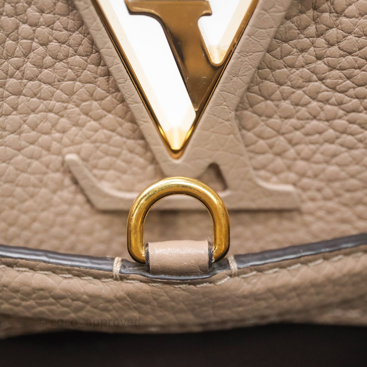 Louis Vuitton Taurillon Capucines BB Galet