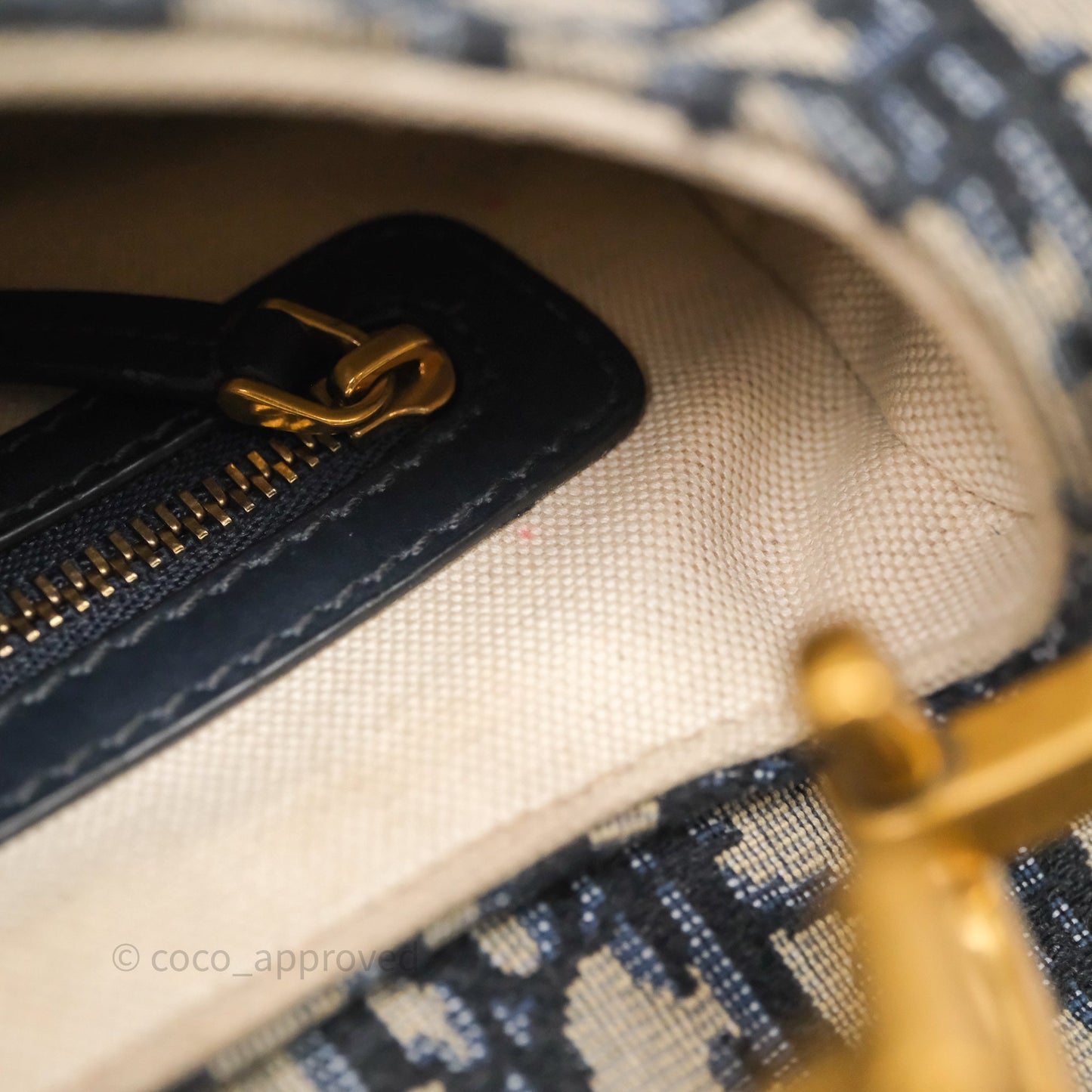 Christian Dior Saddle Bag Navy Dior Oblique Embroidery Gold Hardware