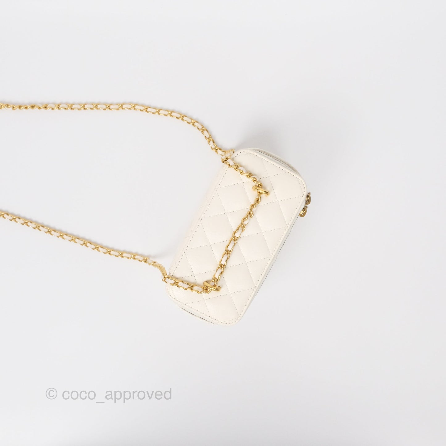 Chanel Vanity with Double Chain White Shiny Lambskin 23C