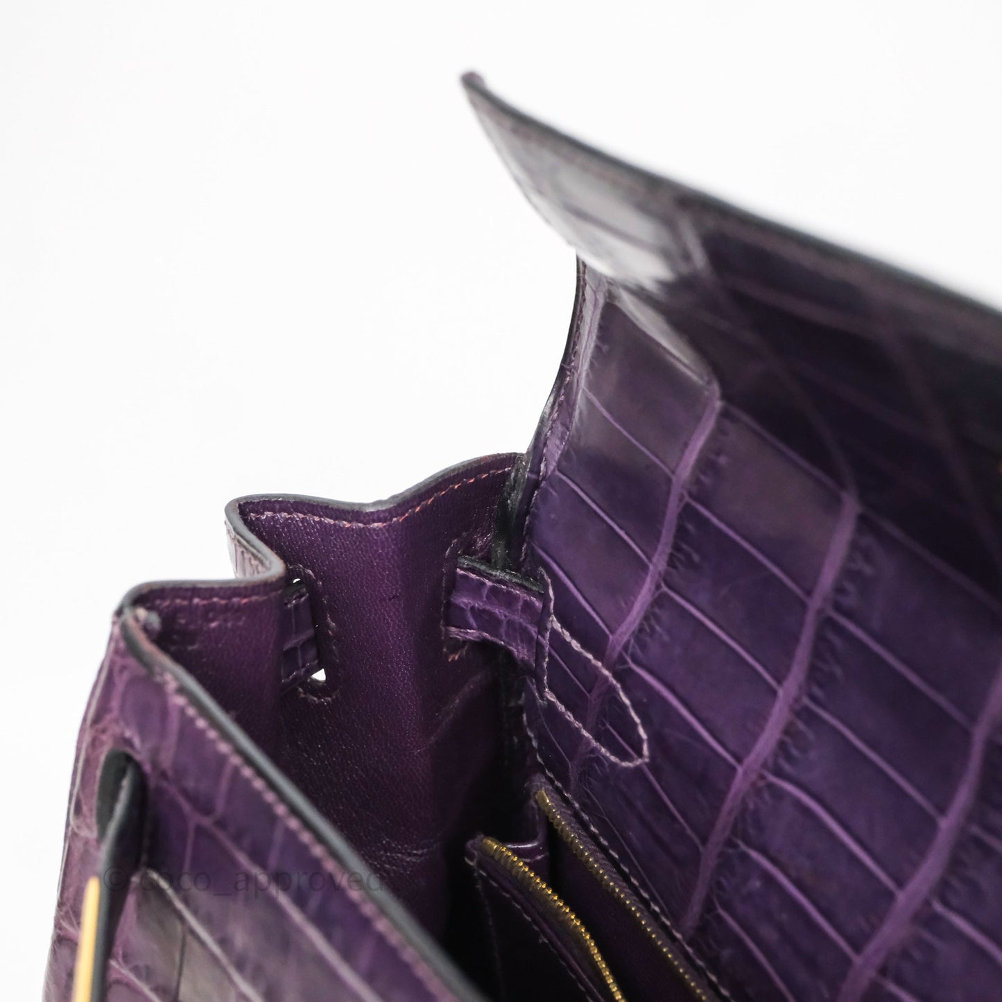 Hermès Kelly 28 Purple Crocodile Gold Hardware