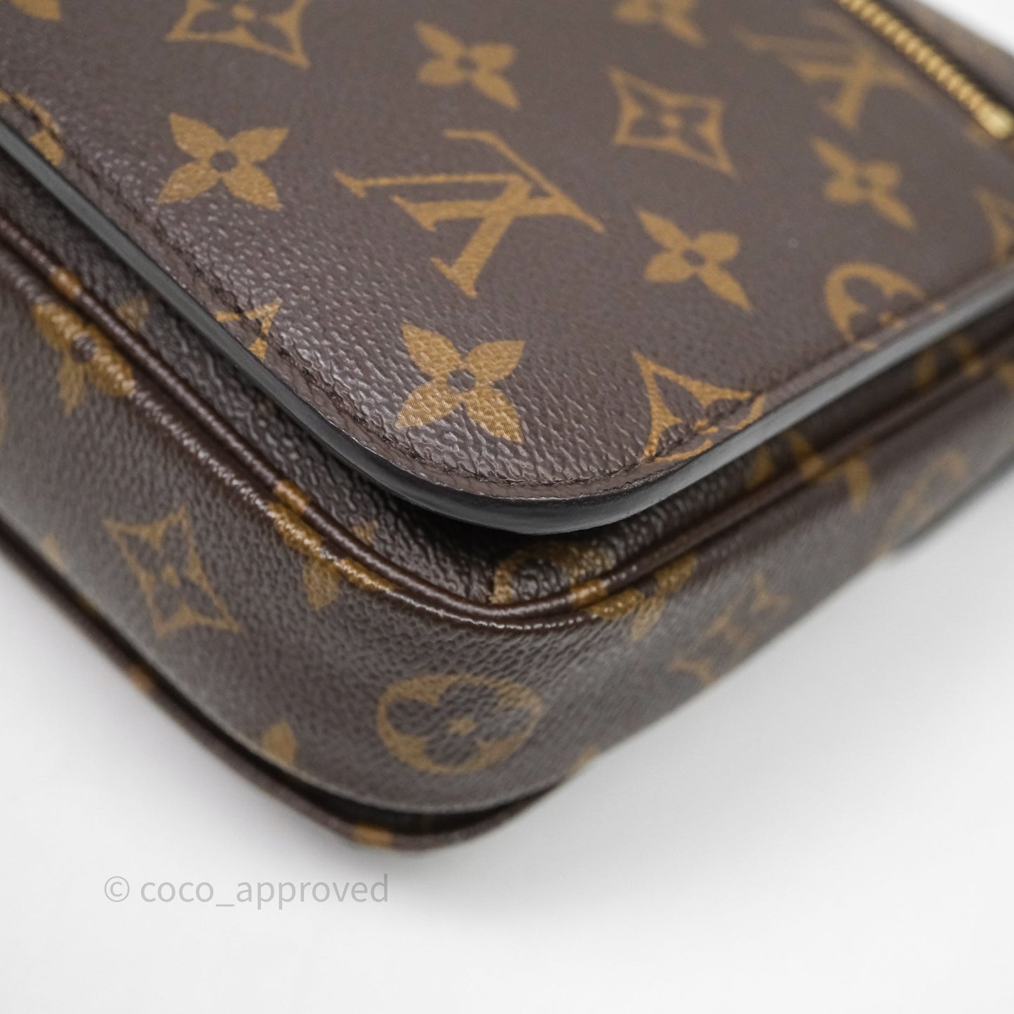 Louis Vuitton Pochette Metis Monogram