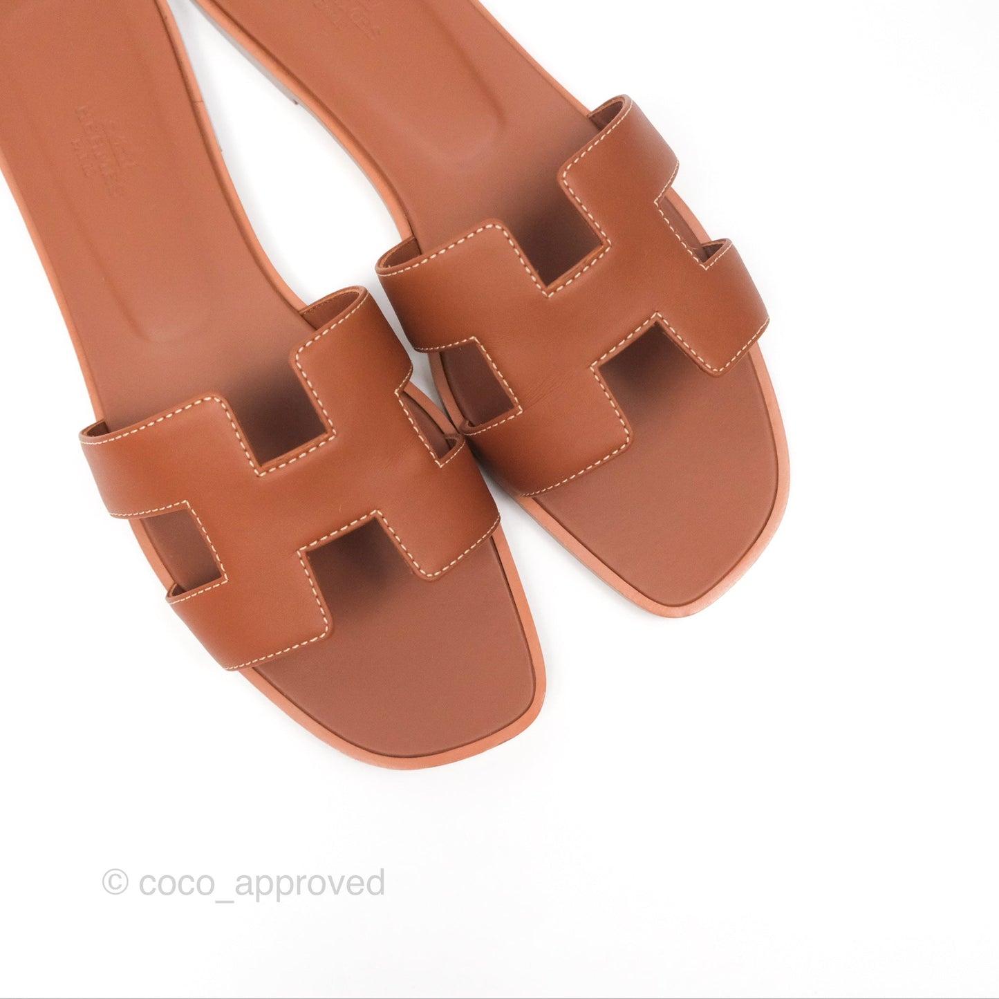 Hermès Oran Sandals in Gold Size 40.5