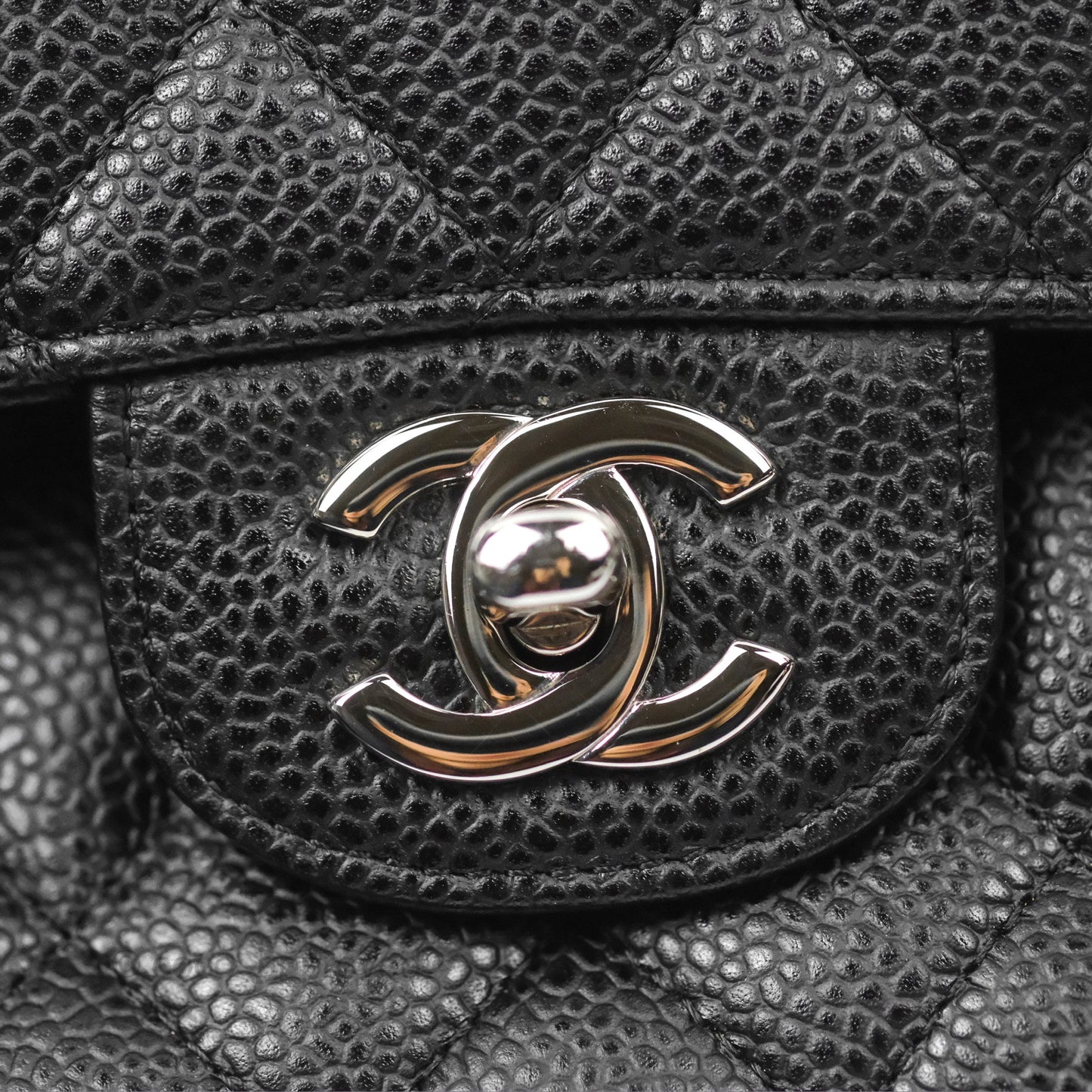 Chanel Classic M/L Medium Flap Quilted Black Caviar Silver Hardware