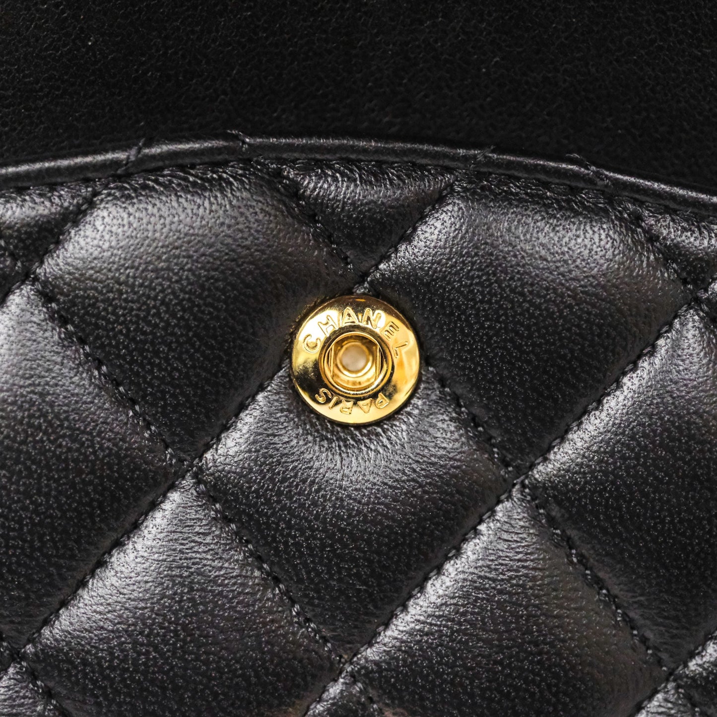 Chanel Classic M/L Medium Flap Quilted Black Lambskin Gold Hardware