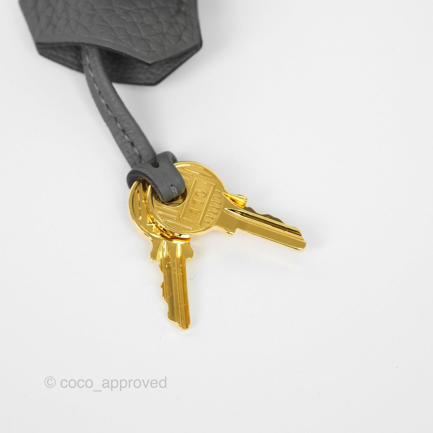 Hermès Kelly 28 Retourne Gris Meyer 0L Clemence Gold Hardware