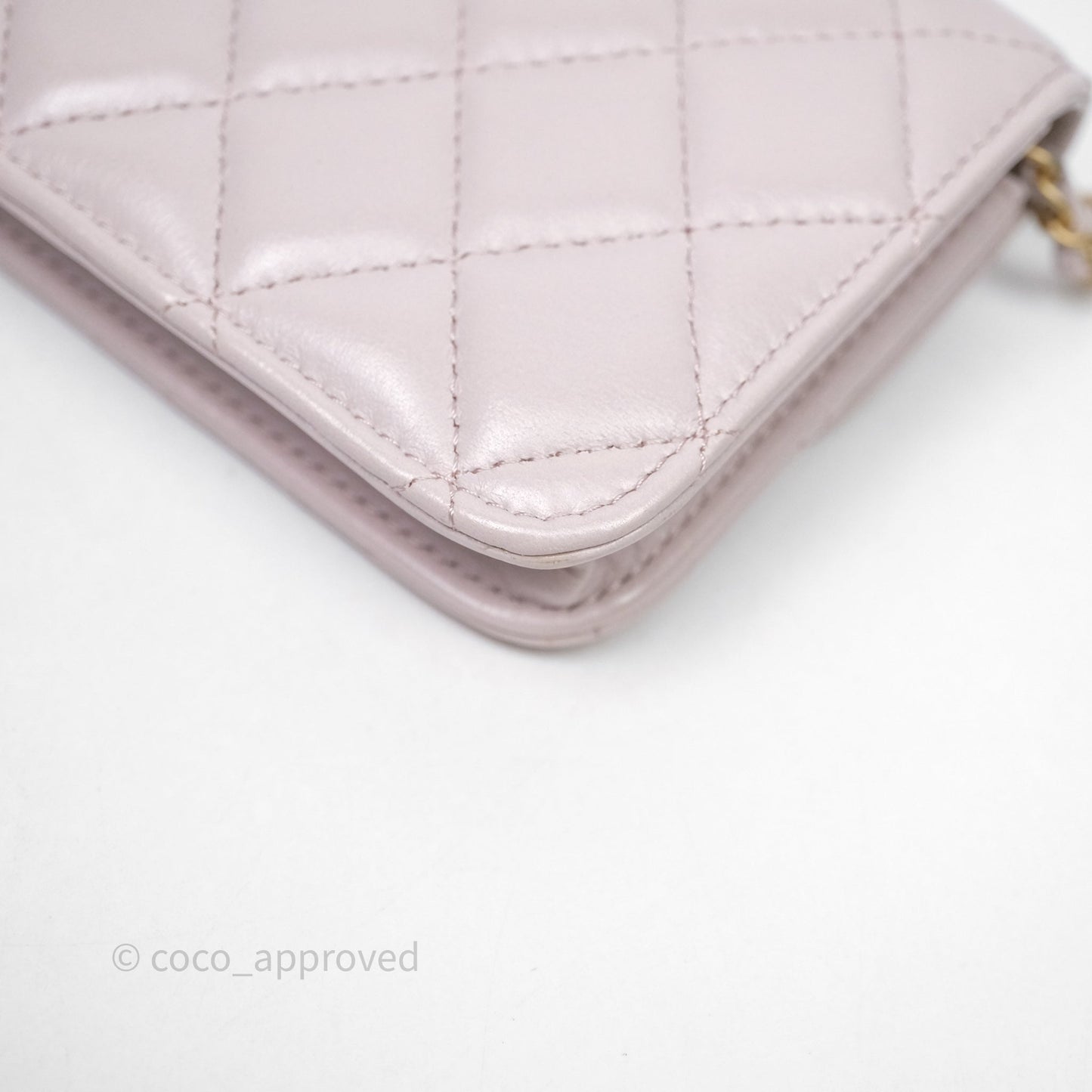 Chanel Pearl Crush Mini Clutch Belt Bag Lilac Lambskin Aged Gold Hardware