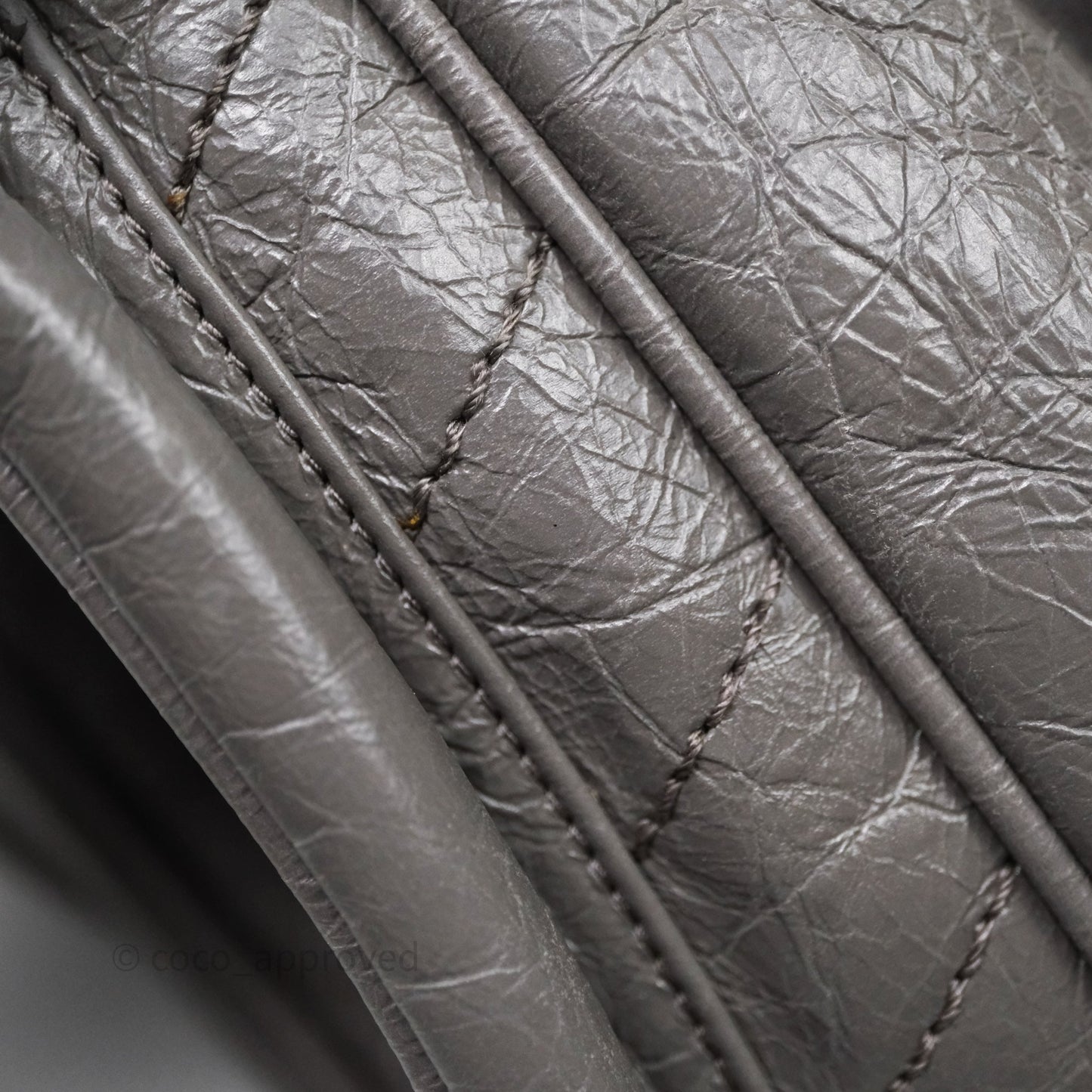 Saint Laurent Medium Niki Chain Bag Crinkled Calfskin Grey