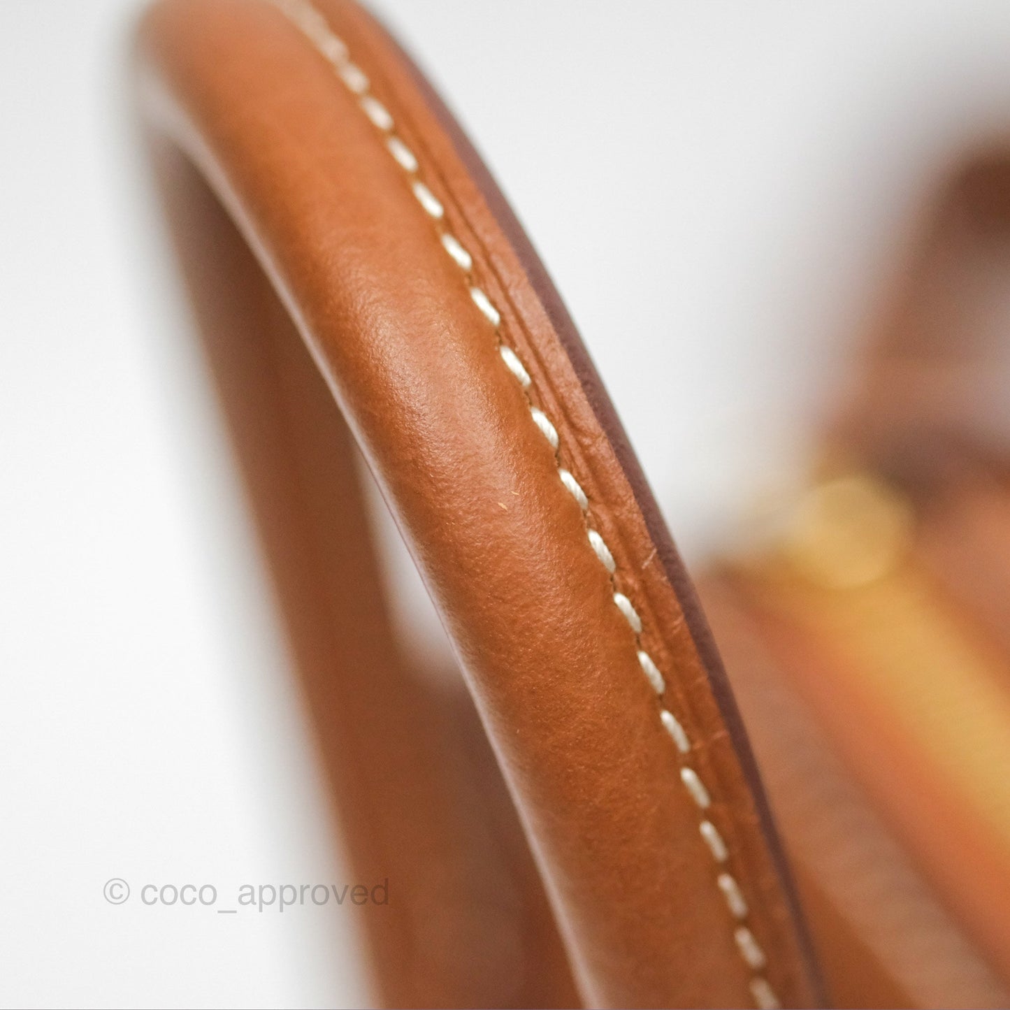 Hermès Mini Lindy 20 Gold Clemence Gold Hardware
