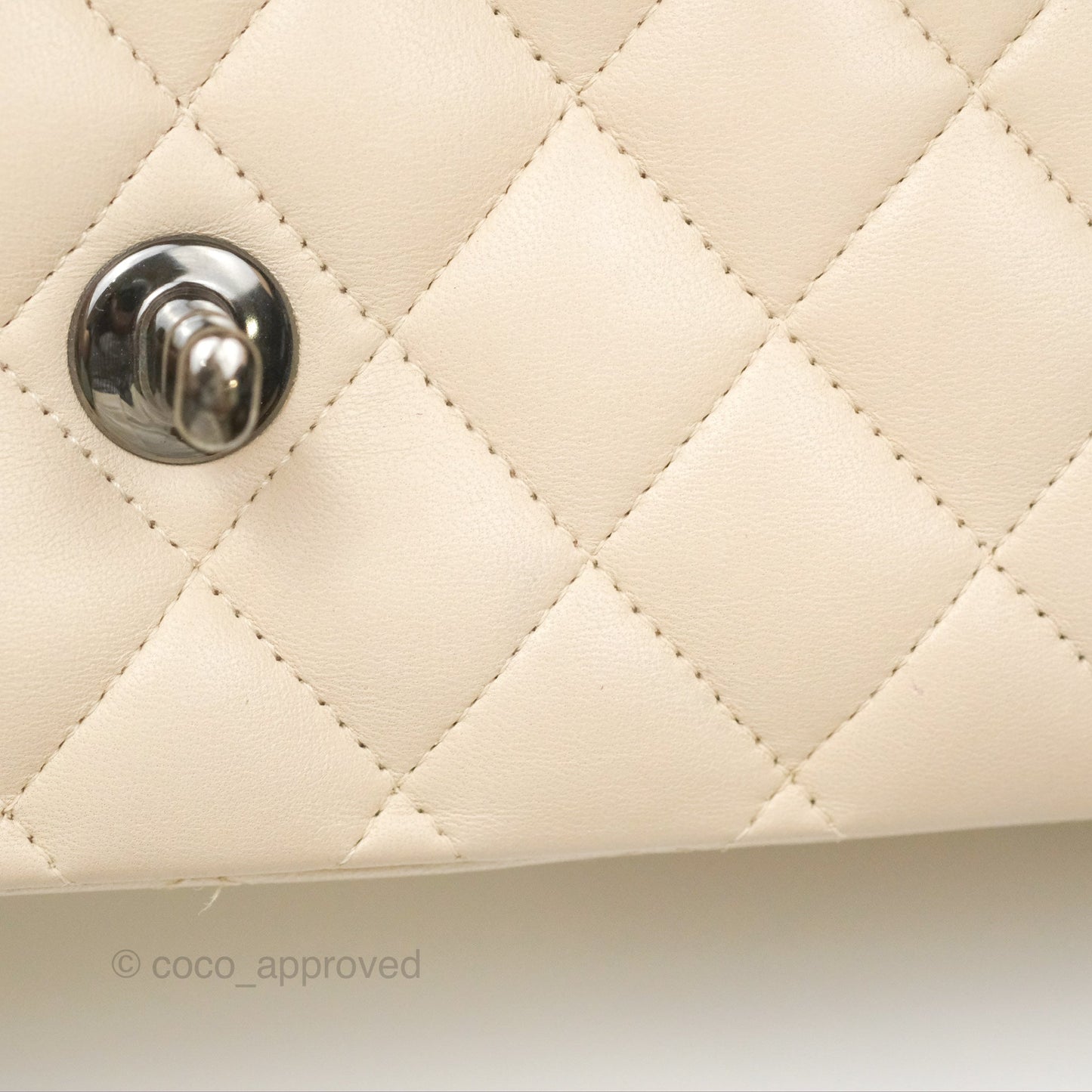 Chanel Classic M/L Medium Flap Quilted Pale Beige Lambskin Gun Metal