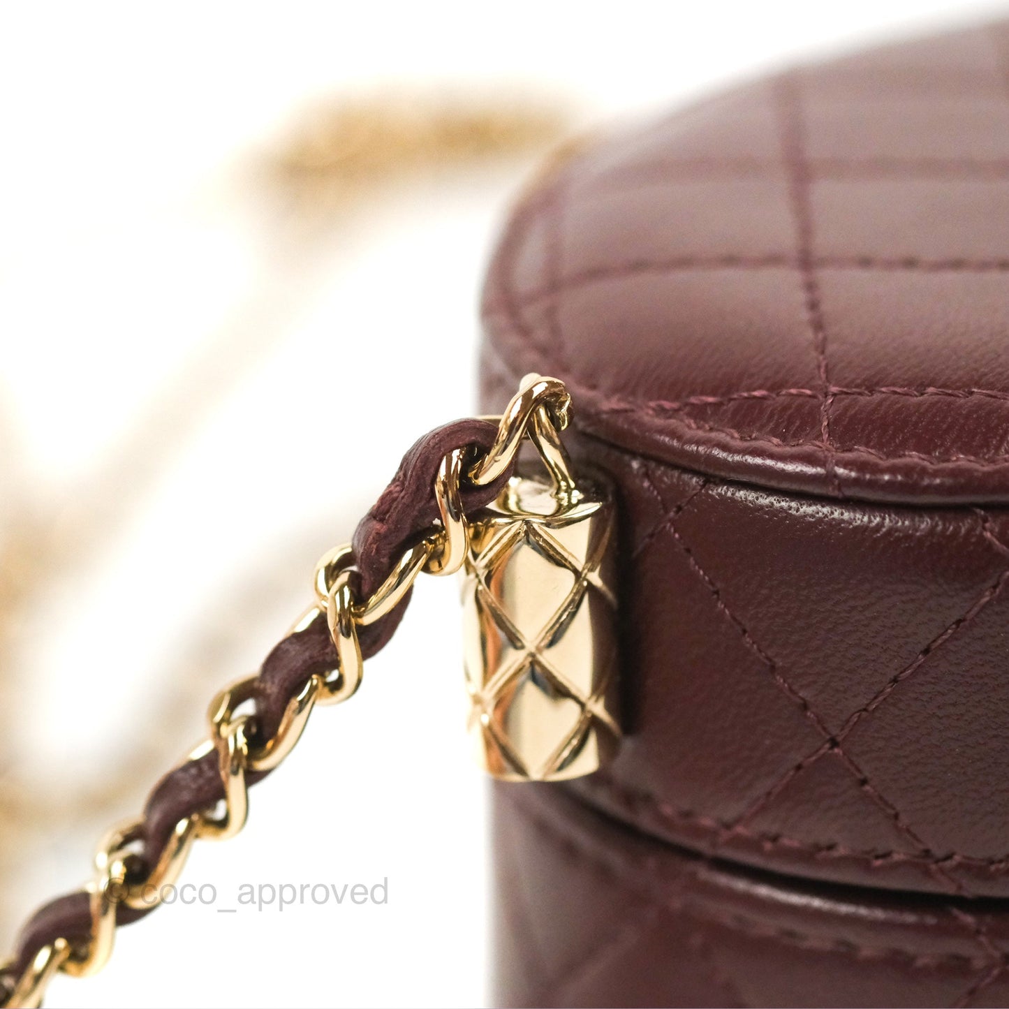 Chanel Quilted Round Vanity Clutch With Chain Burgundy Lambskin Gold Hardware