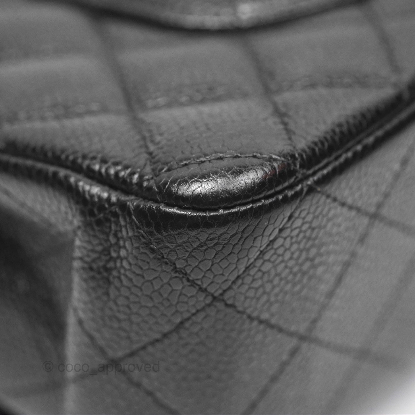 Chanel Classic M/L Medium Flap Quilted Black Caviar Gold Hardware