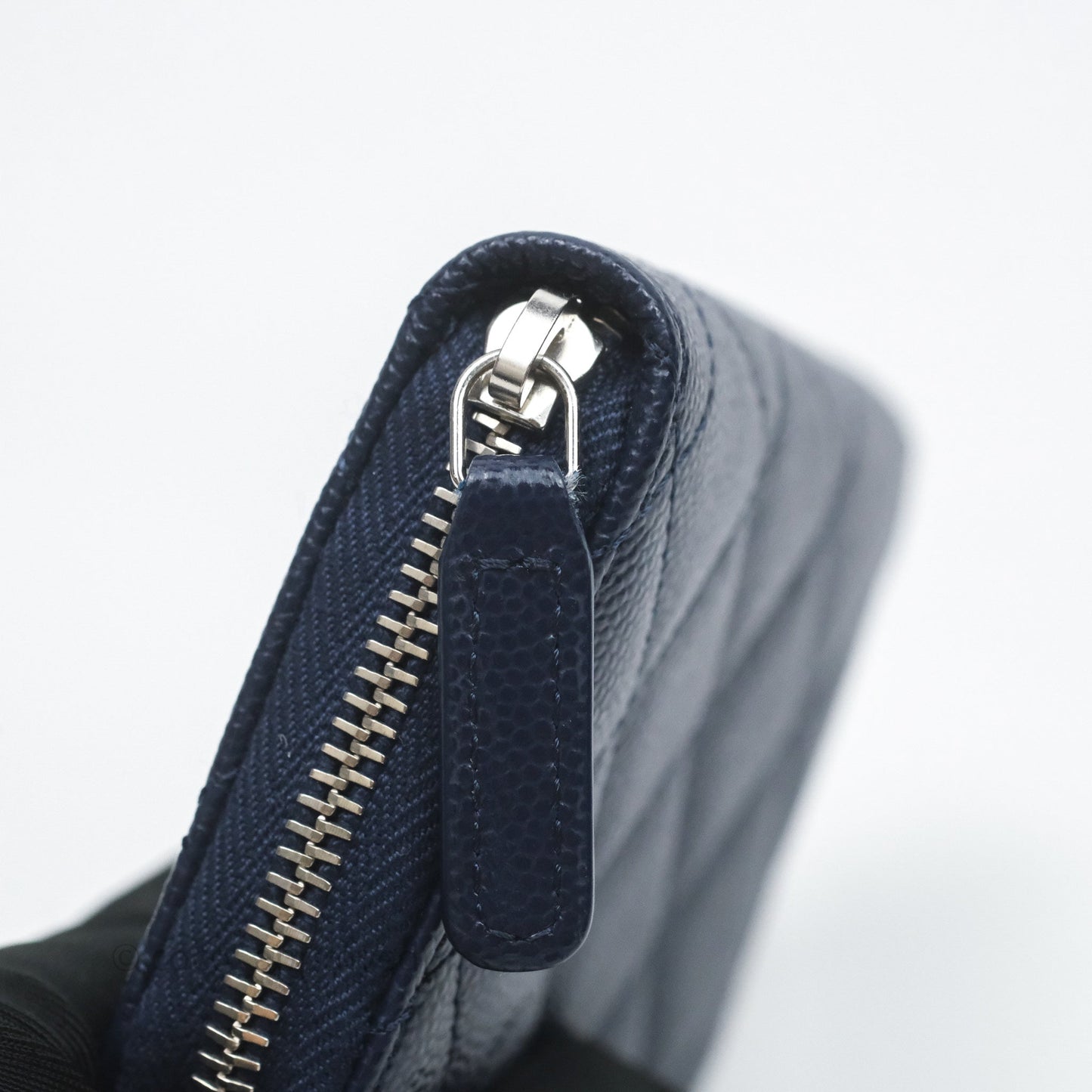 Chanel Logo CC Zipped Coin Purse Navy Caviar Silver Hardware 24P