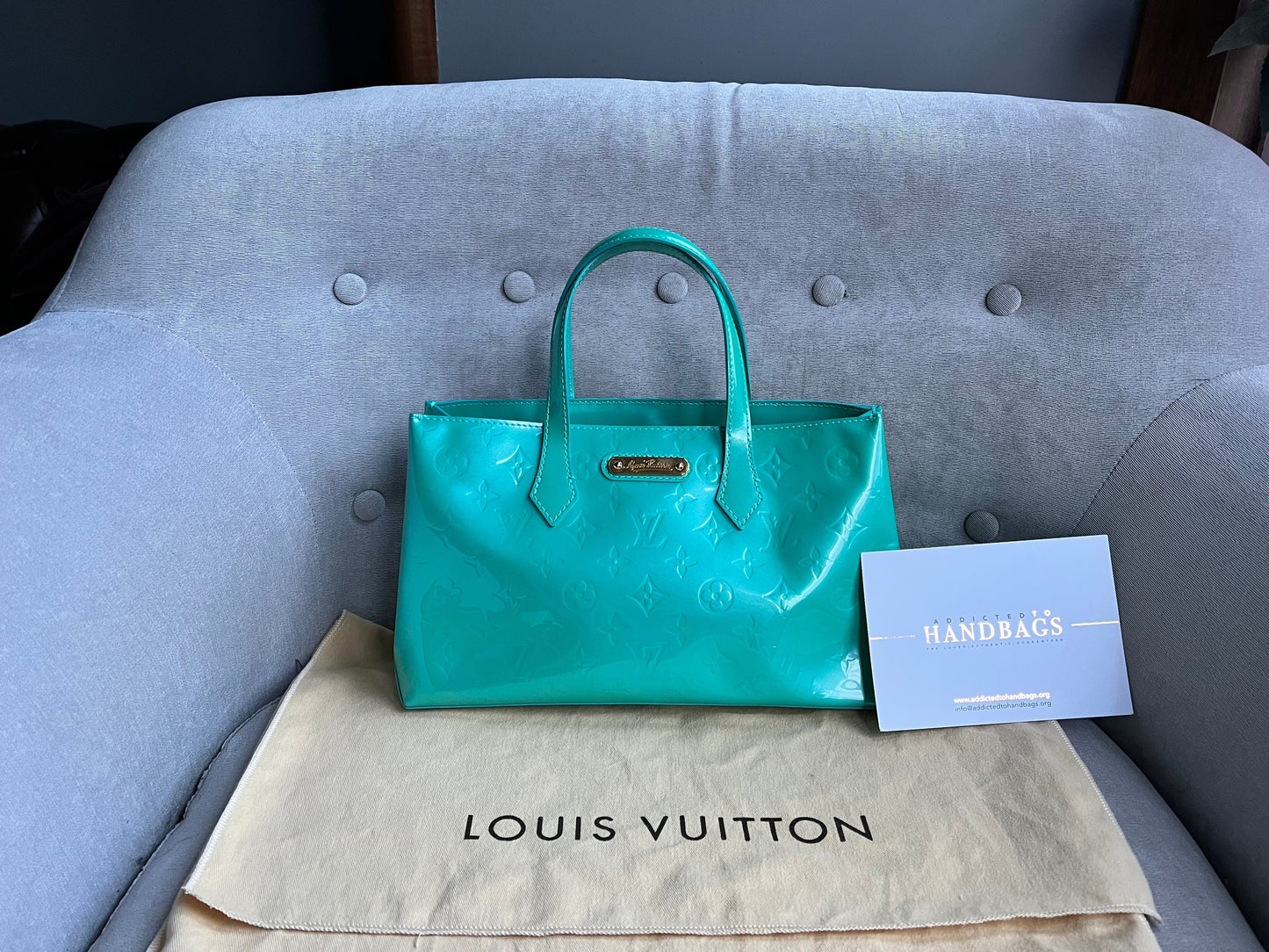 Louis Vuitton Wilshire Blue Lagoon Vernis Patent Leather