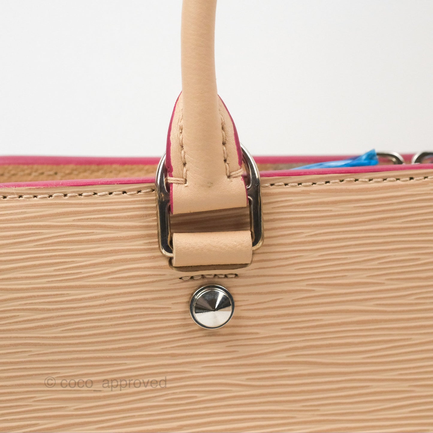 Louis Vuitton Vaneau MM Beige Epi