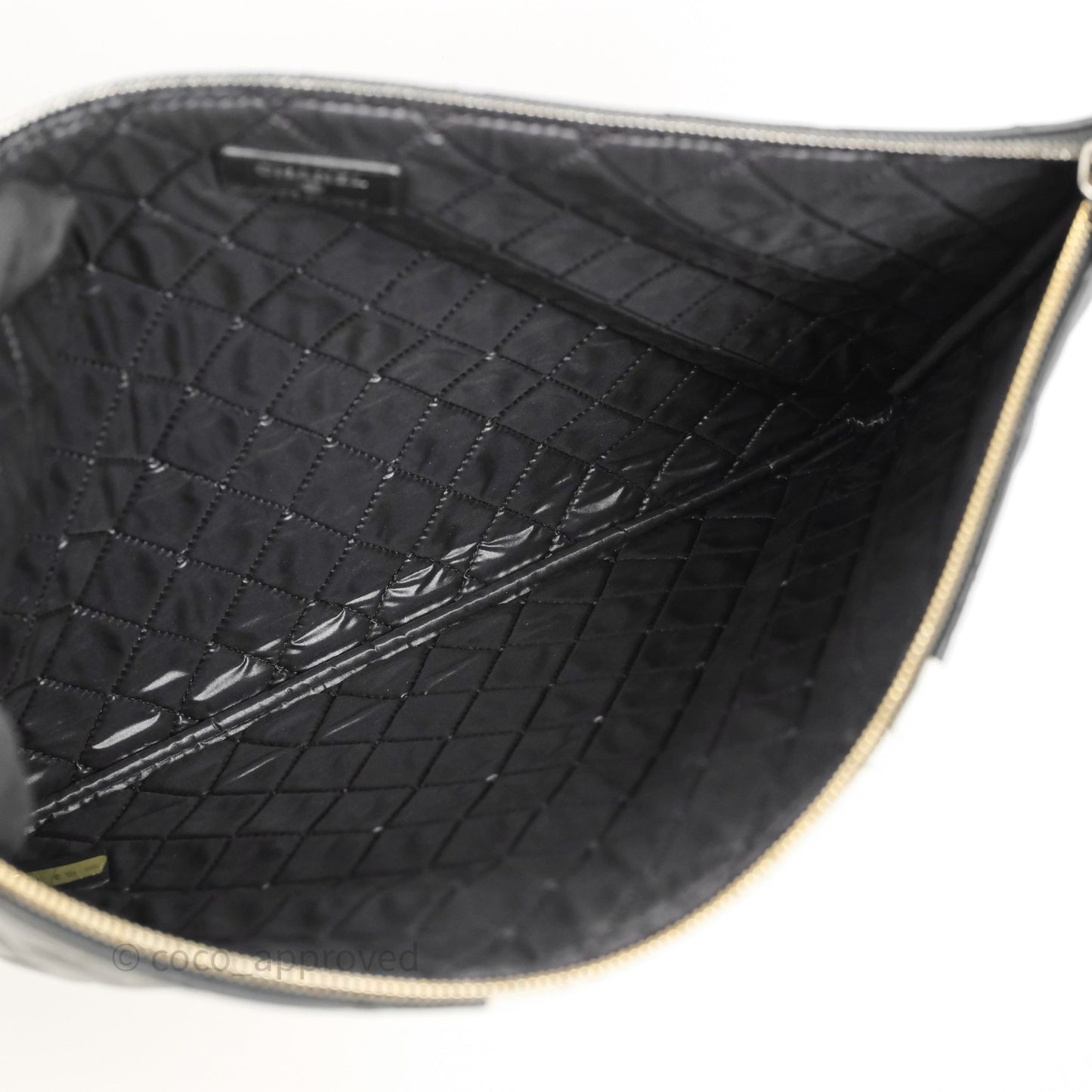 Chanel Classic Zipper O Case Black/ White Gold Hardware