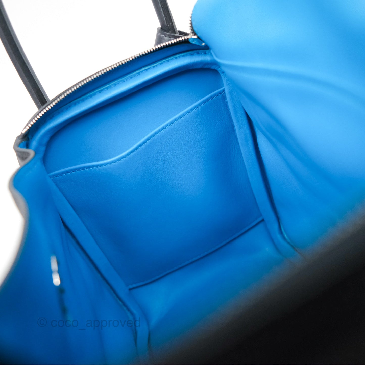 Hermès Lindy 26 Caban/Bleu Frida Swift Palladium Hardware