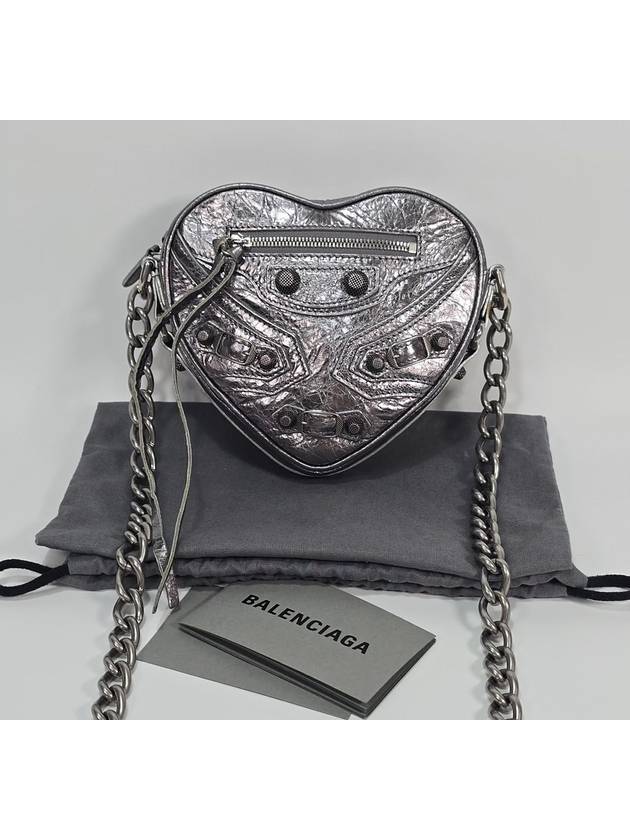 Luxury Balenciaga Lecagol heart chain shoulder bag