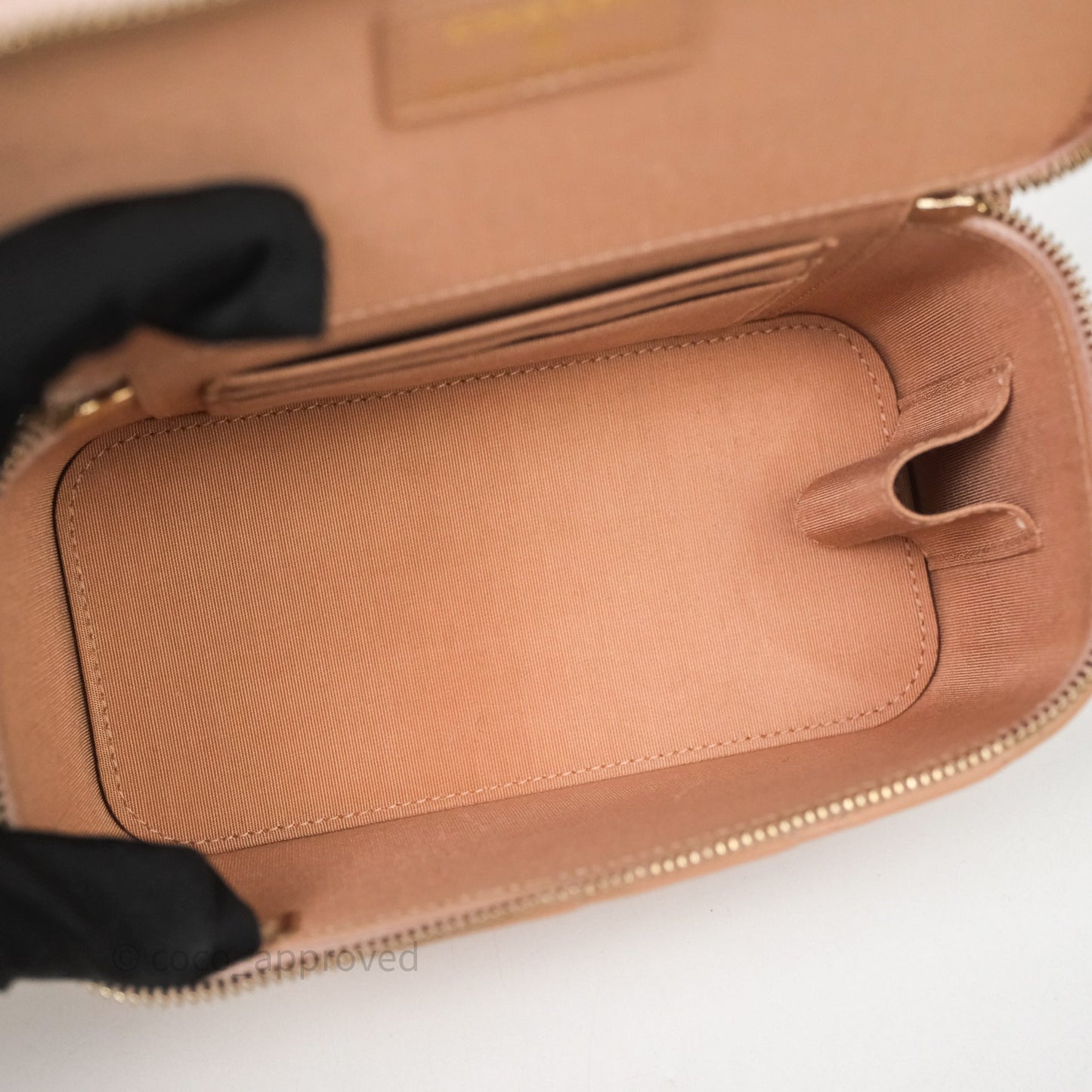 Chanel Vanity Rectangular Top Handle Beige Lambskin Aged Gold Hardware