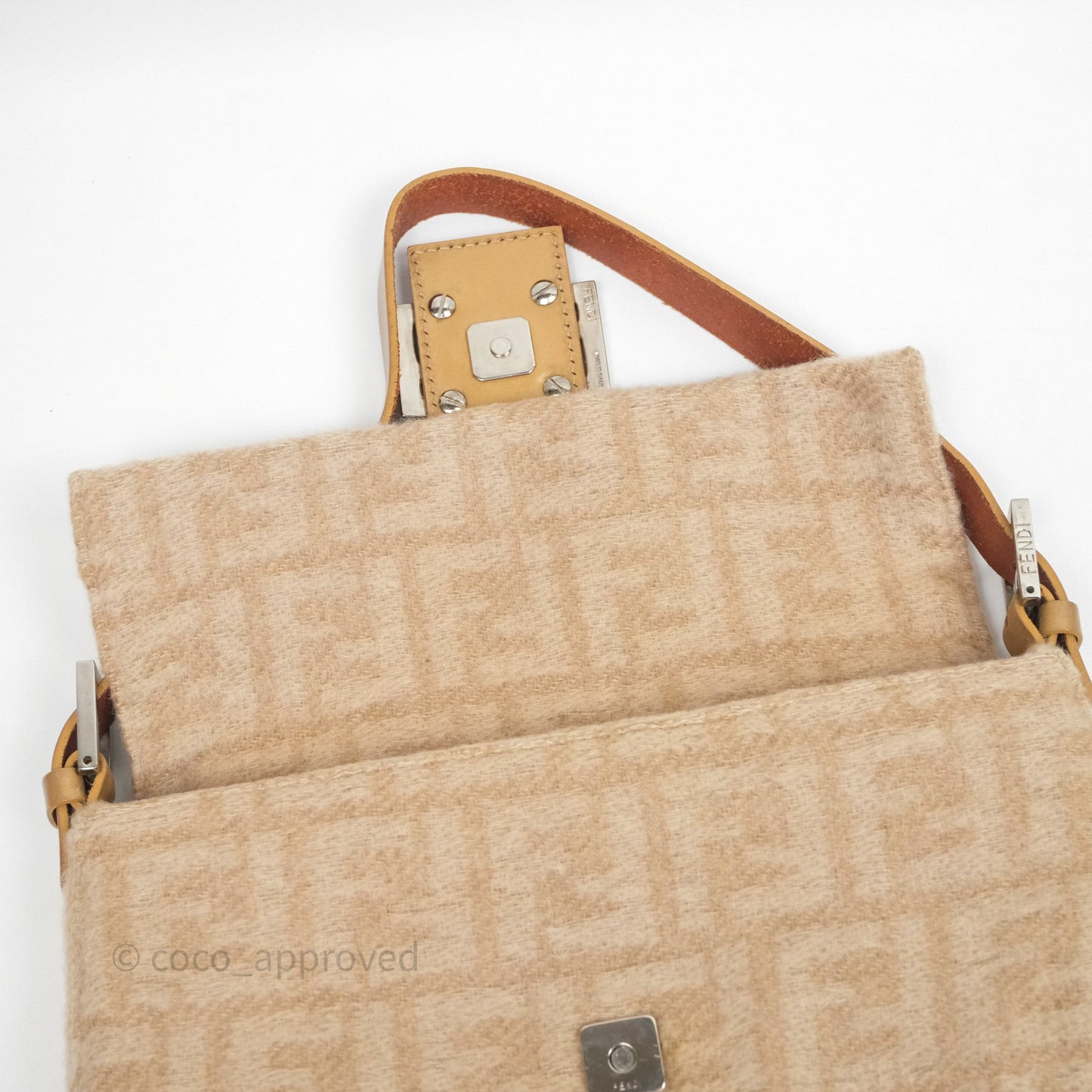 Fendi Vintage Baguette Shoulder Bag Wool Beige
