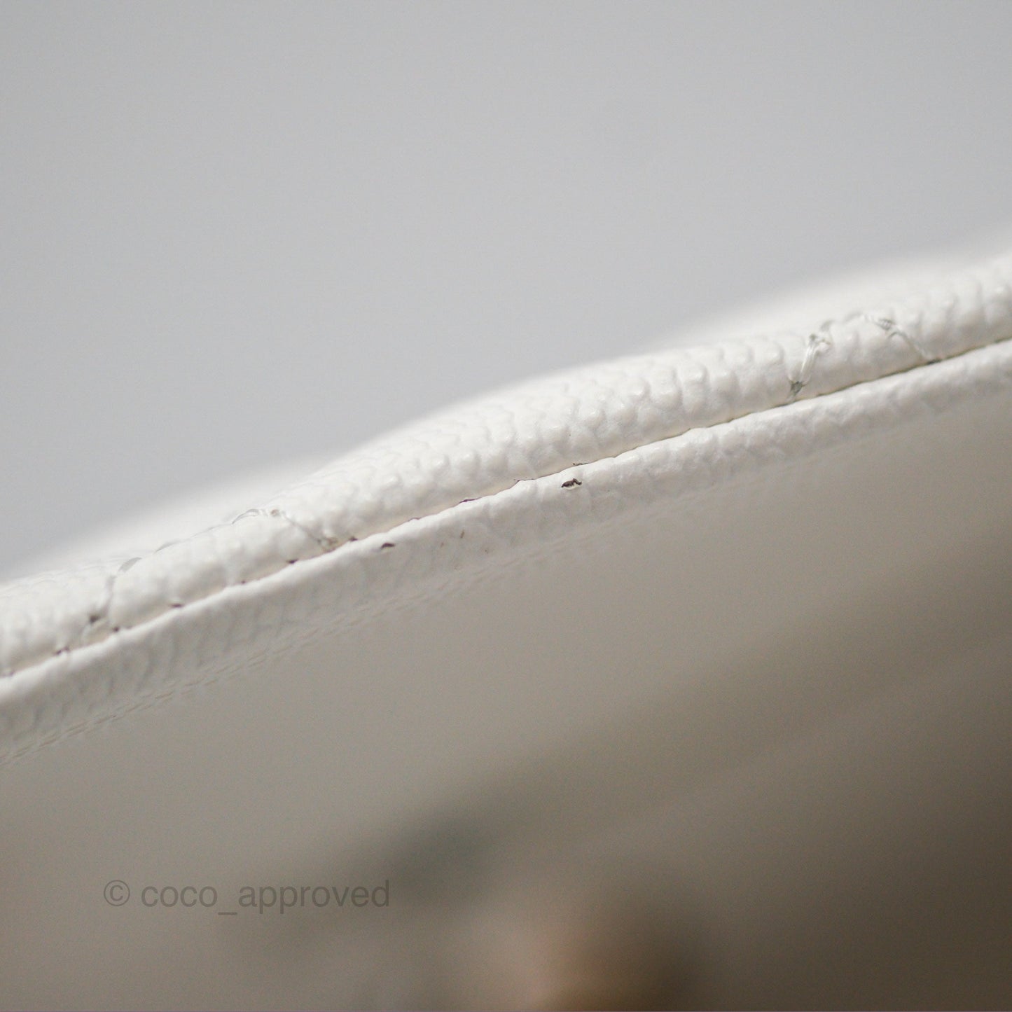 Chanel Classic M/L Medium Flap Quilted White Caviar Gold Hardware
