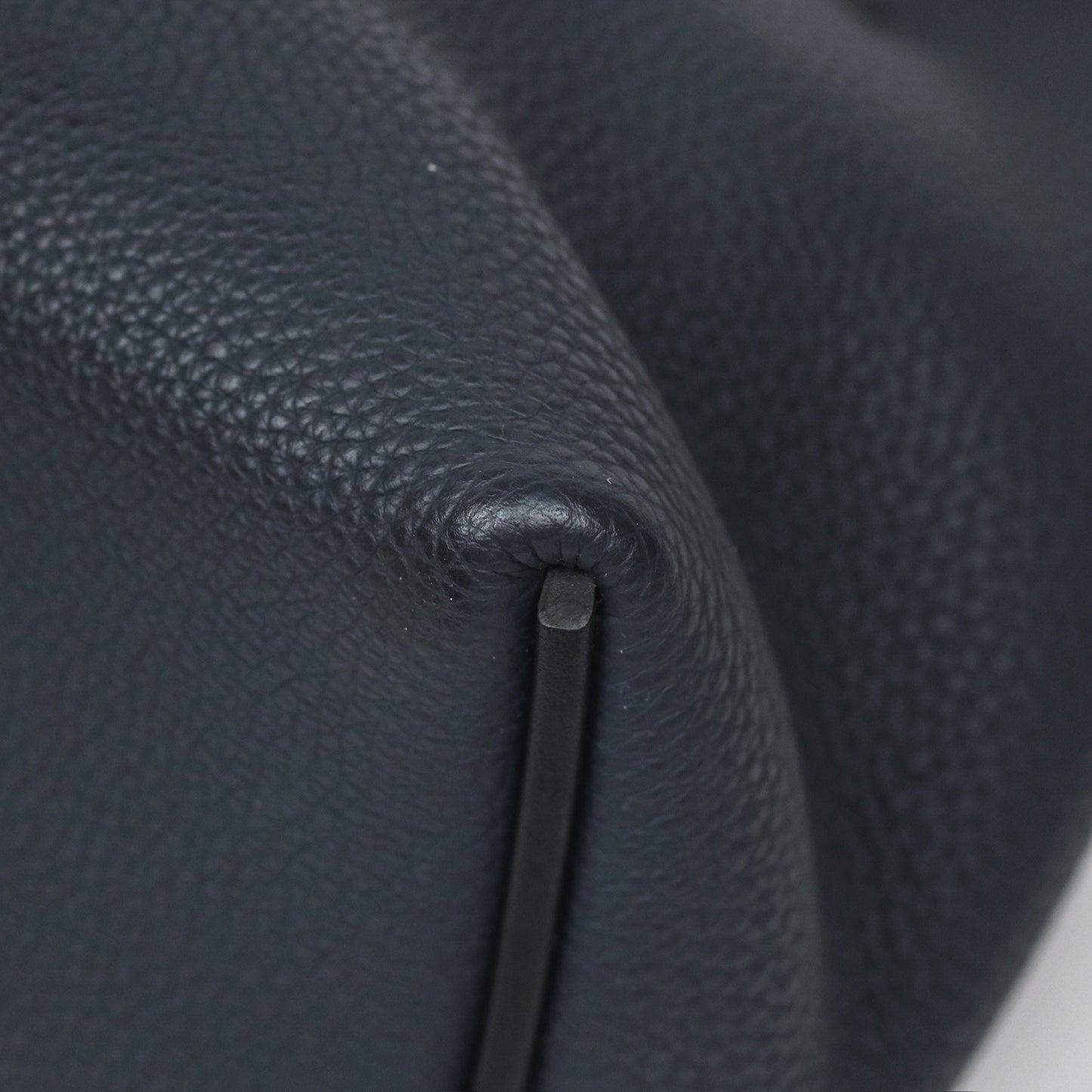 Hermès 24/24 29 Bleu Nuit 2Z / Noir Black 89 Togo/Swift Palladium Hardware