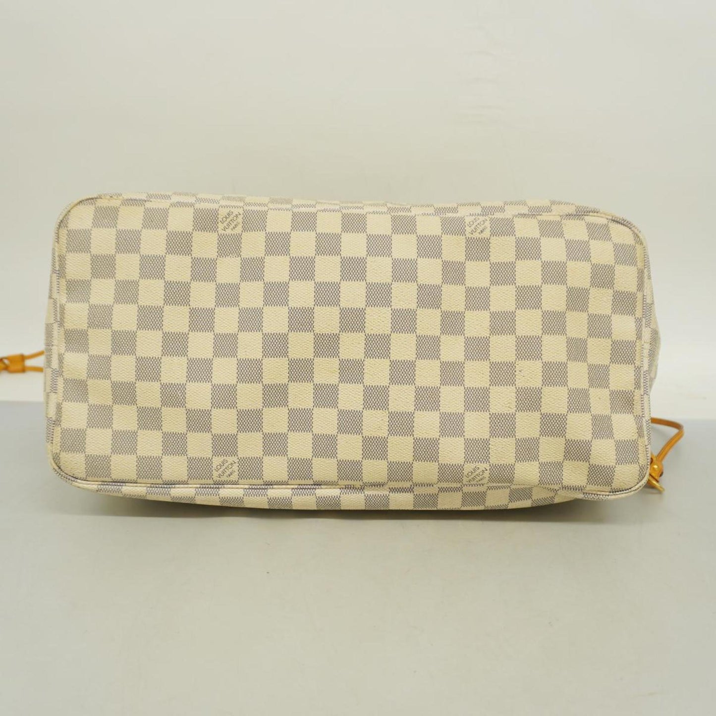 Louis Vuitton Neverfull  Canvas Tote Bag ()