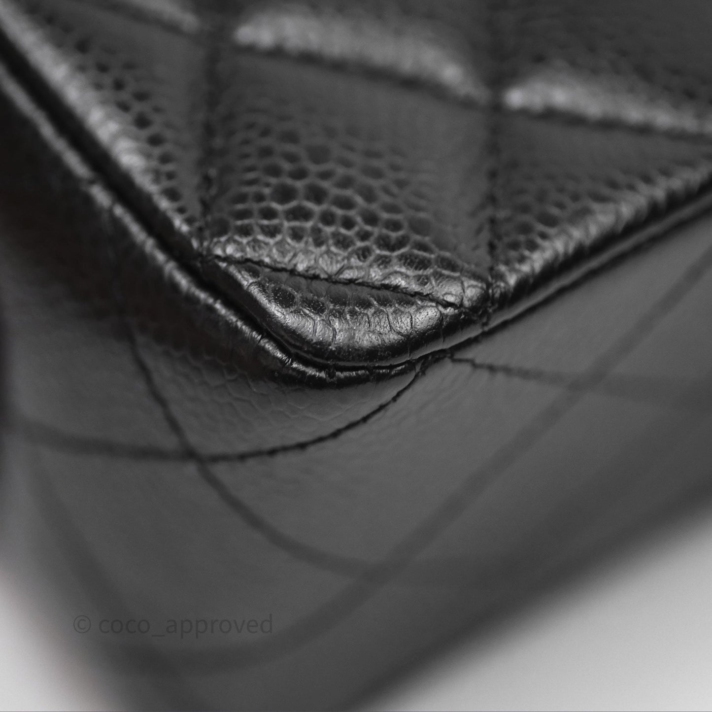 Chanel Classic M/L Medium Flap Quilted Black Caviar Gold Hardware
