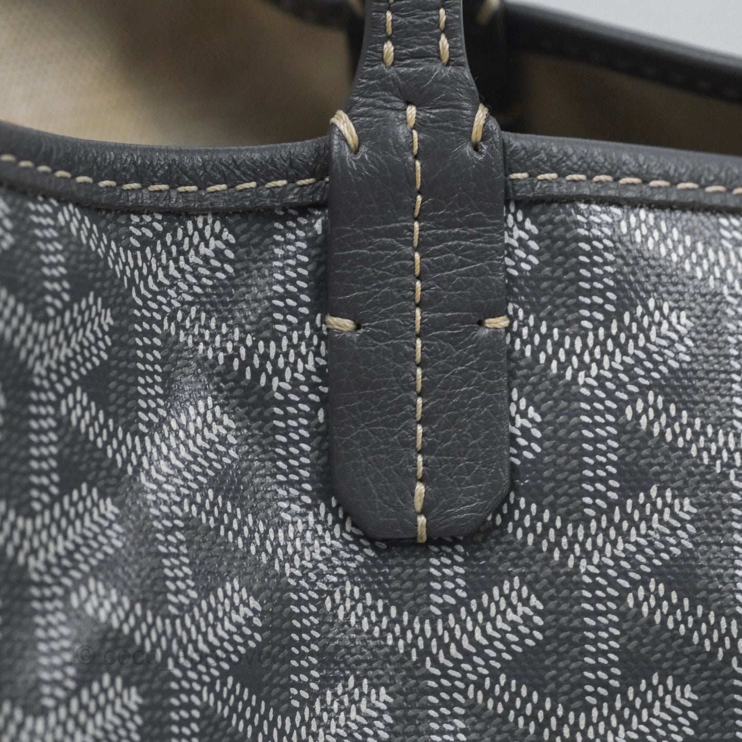 Goyard St Louis Tote PM ⁣⁣⁣⁣⁣⁣⁣⁣⁣⁣⁣⁣⁣⁣⁣⁣⁣⁣⁣⁣Grey Canvas