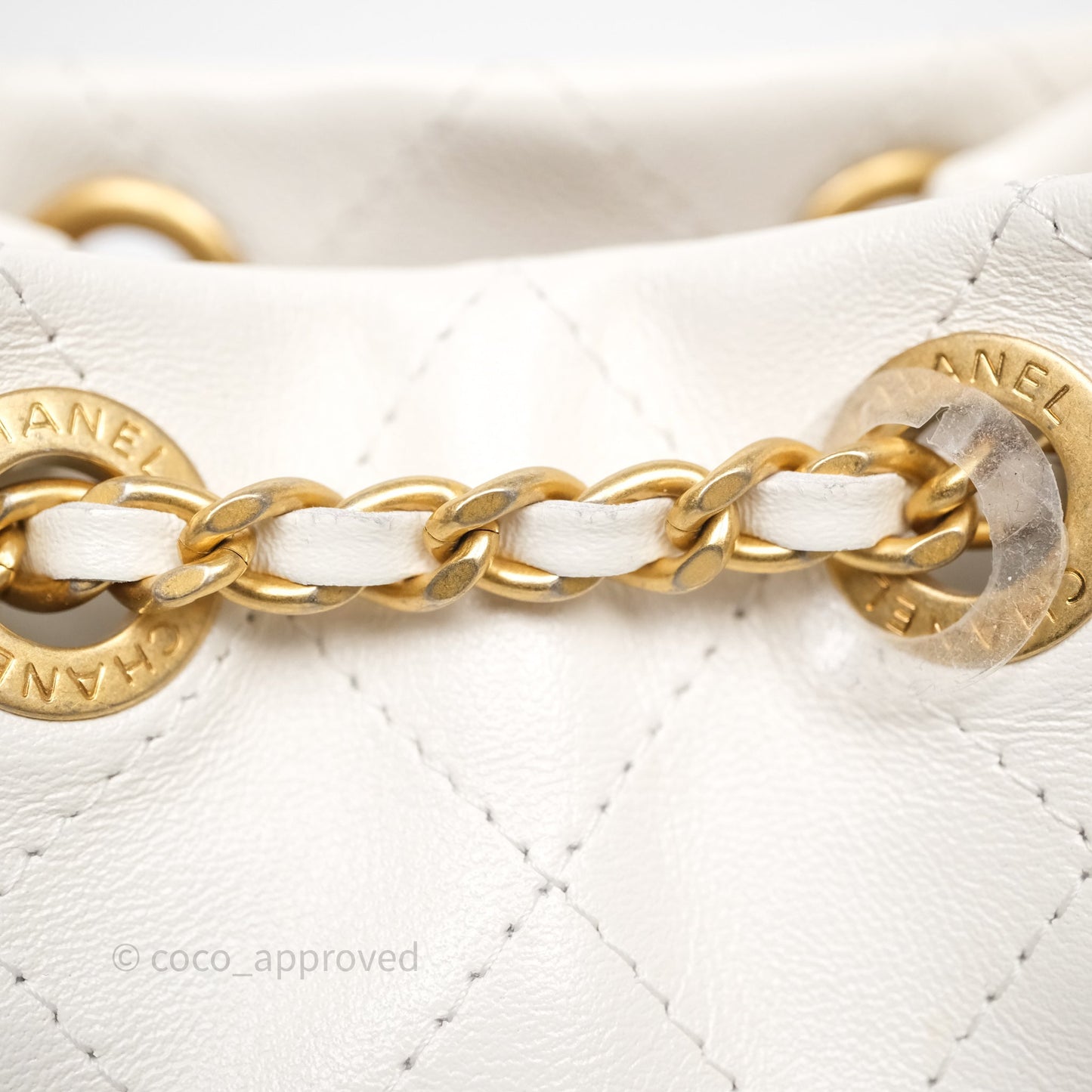 Chanel Mini Bucket Bag White Shiny Lambskin Aged Gold Hardware 25C